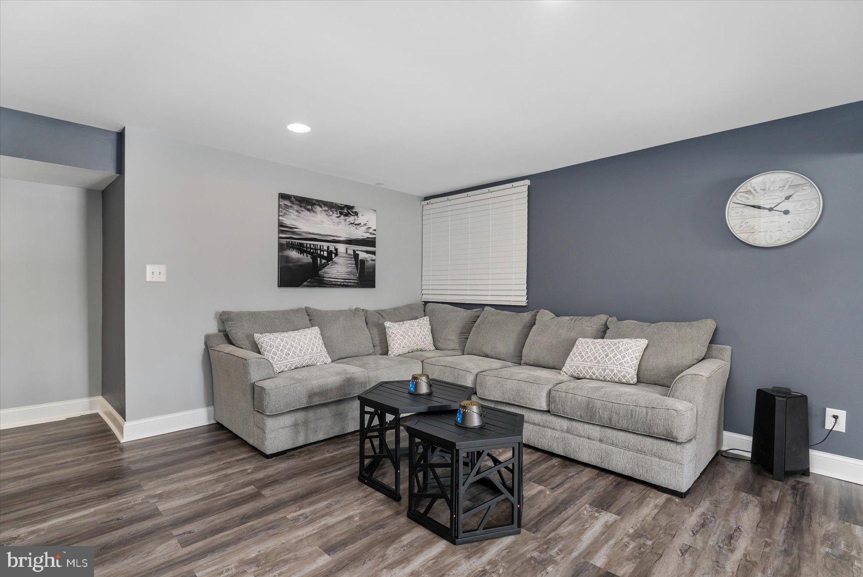 PERRY HALL - Residential