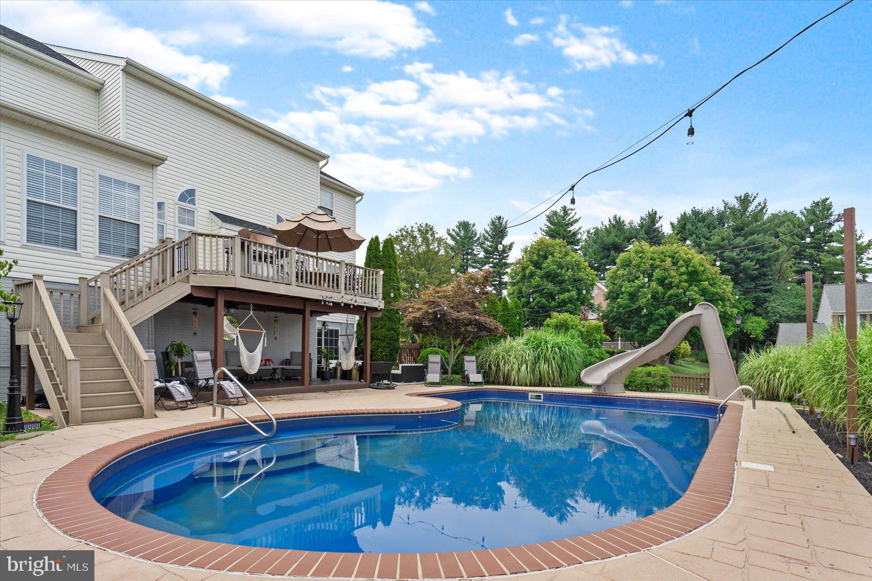 PERRY HALL - Residential