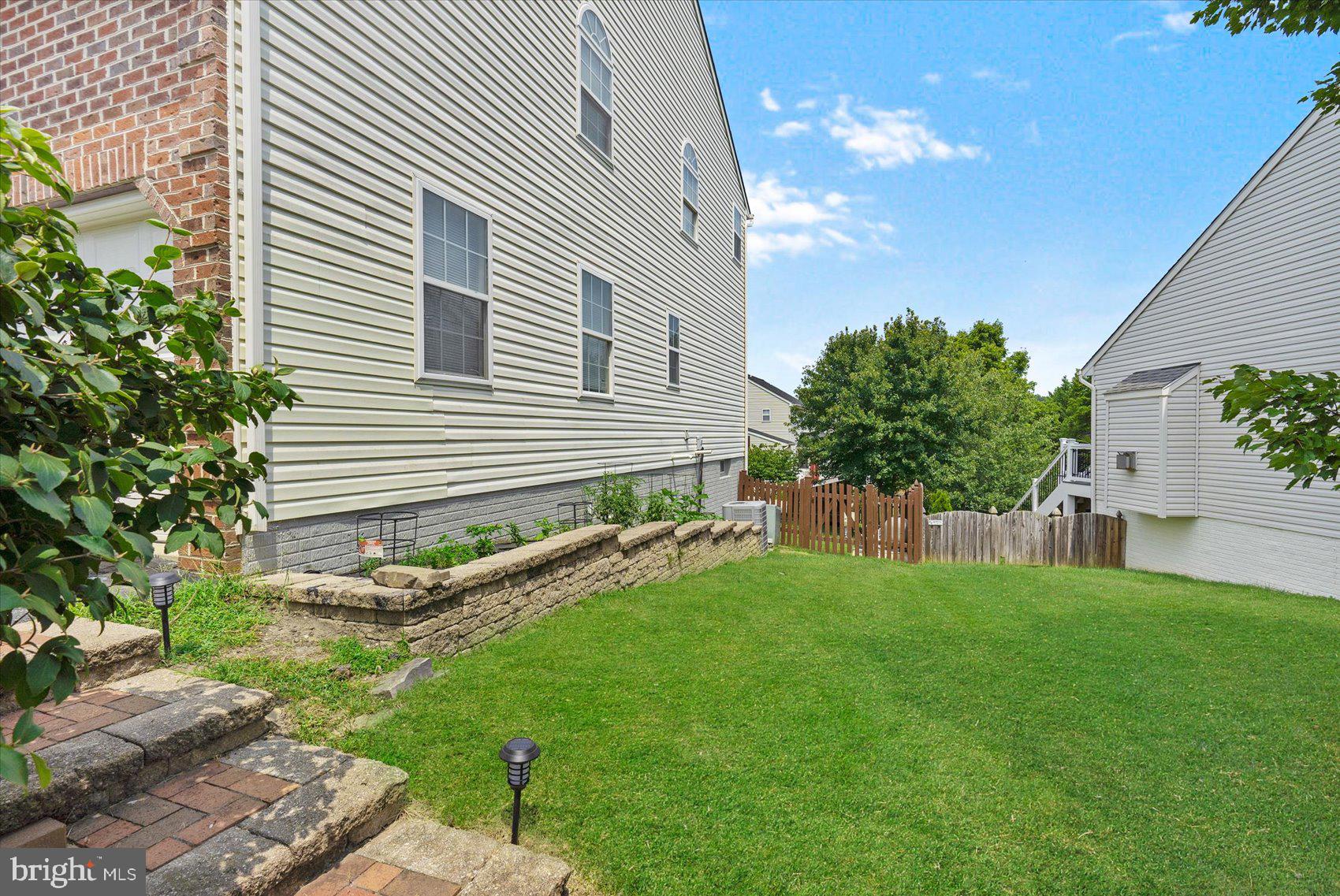 PERRY HALL - Residential