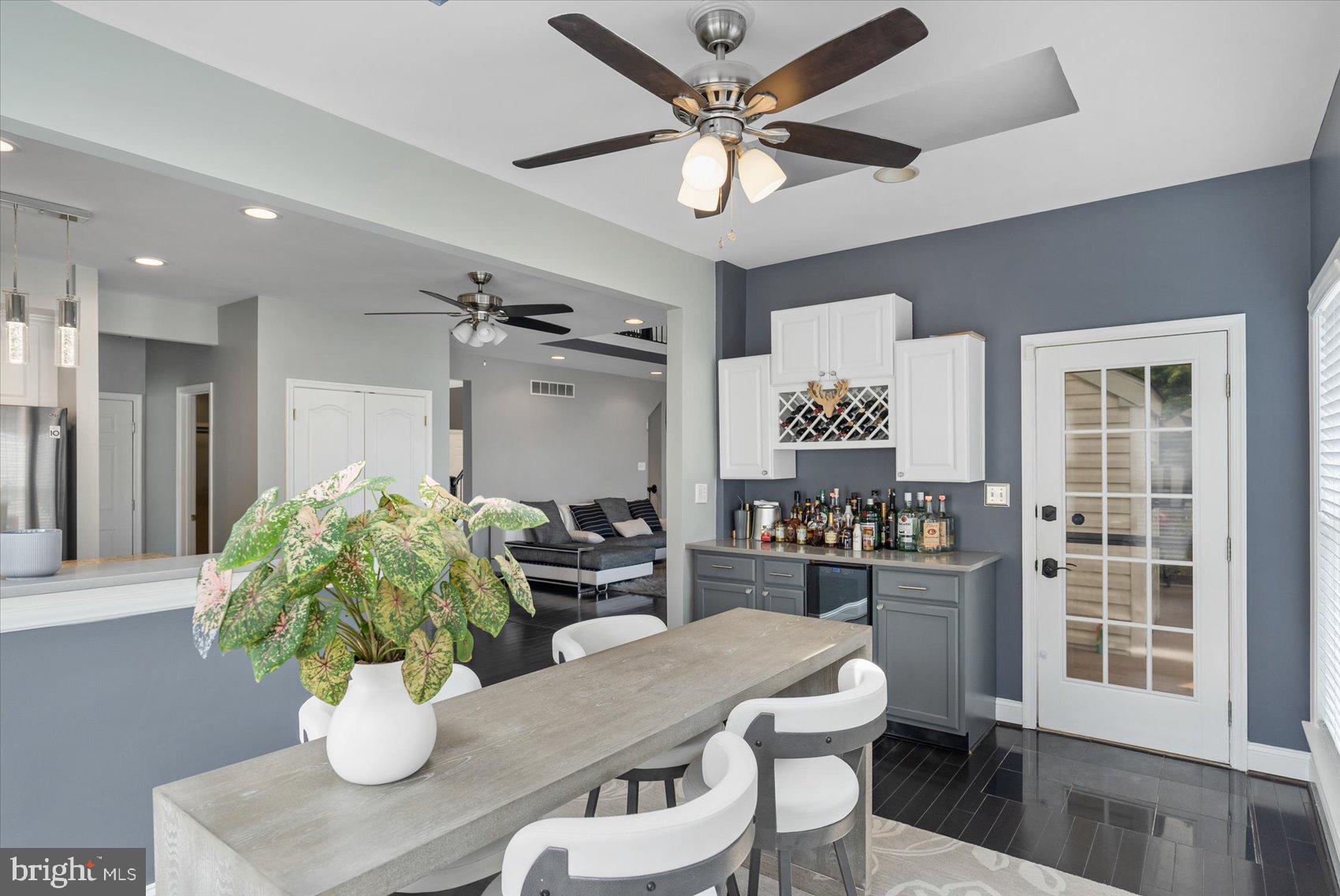 PERRY HALL - Residential