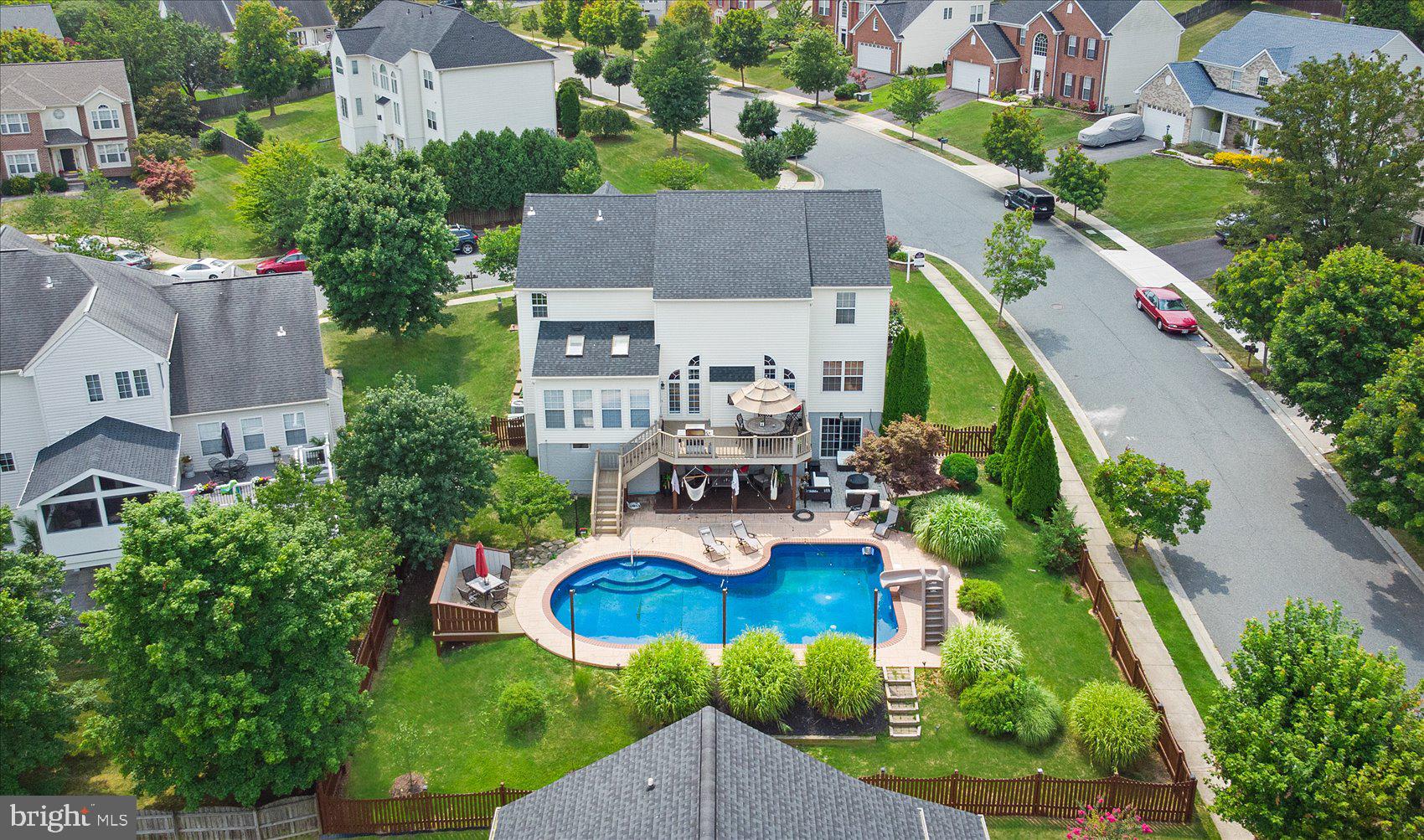 PERRY HALL - Residential