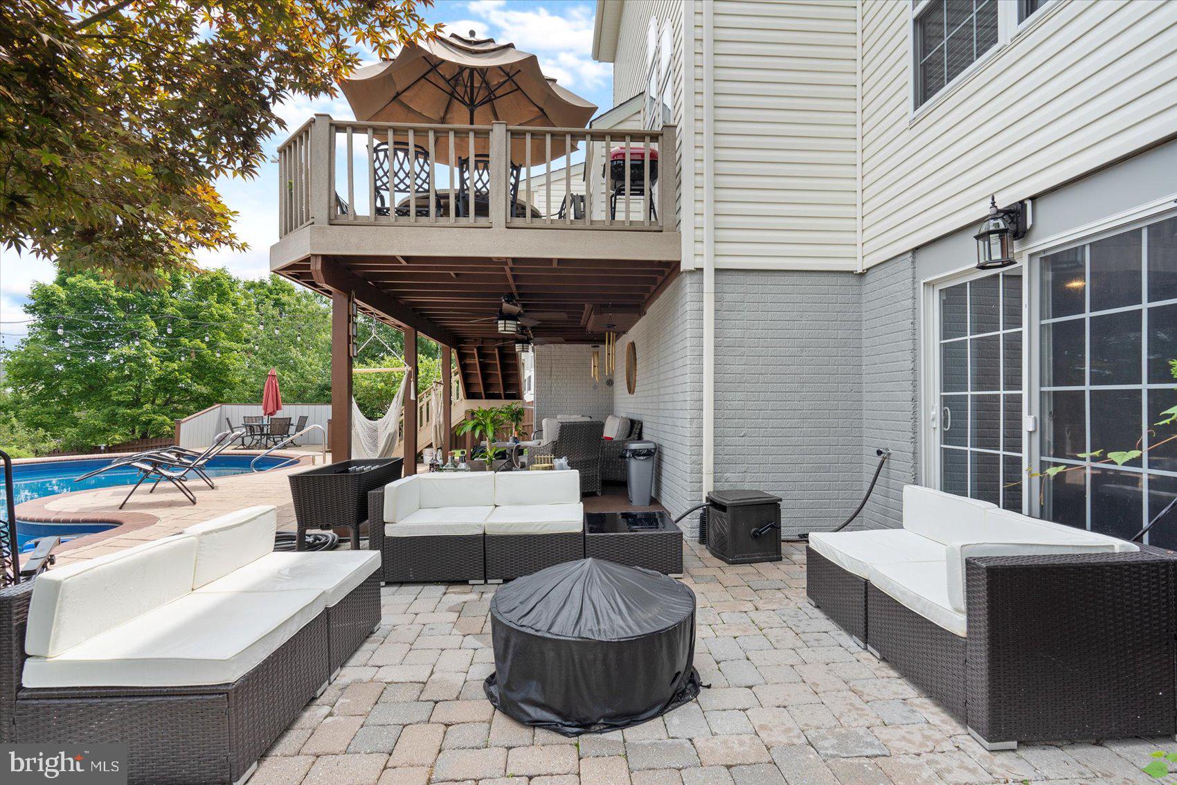 PERRY HALL - Residential