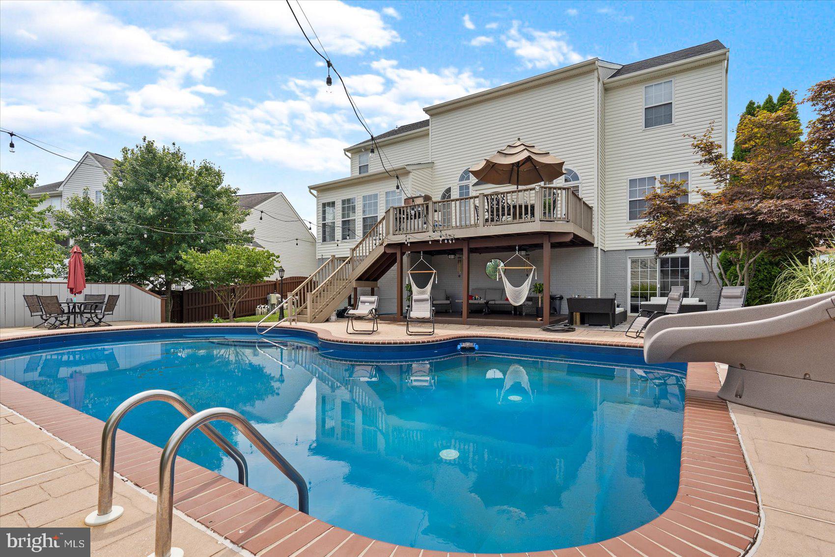 PERRY HALL - Residential