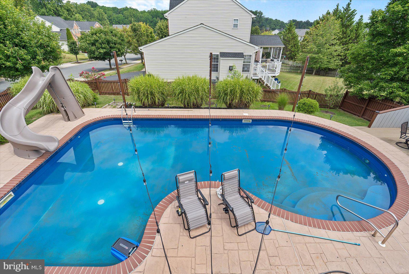 PERRY HALL - Residential