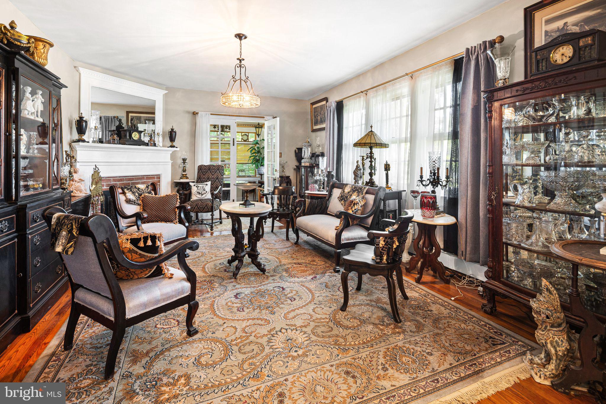 421 S 5TH STREET