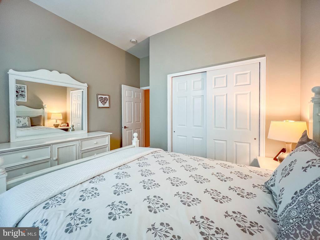 REGENCY AT YARDLEY - Residential