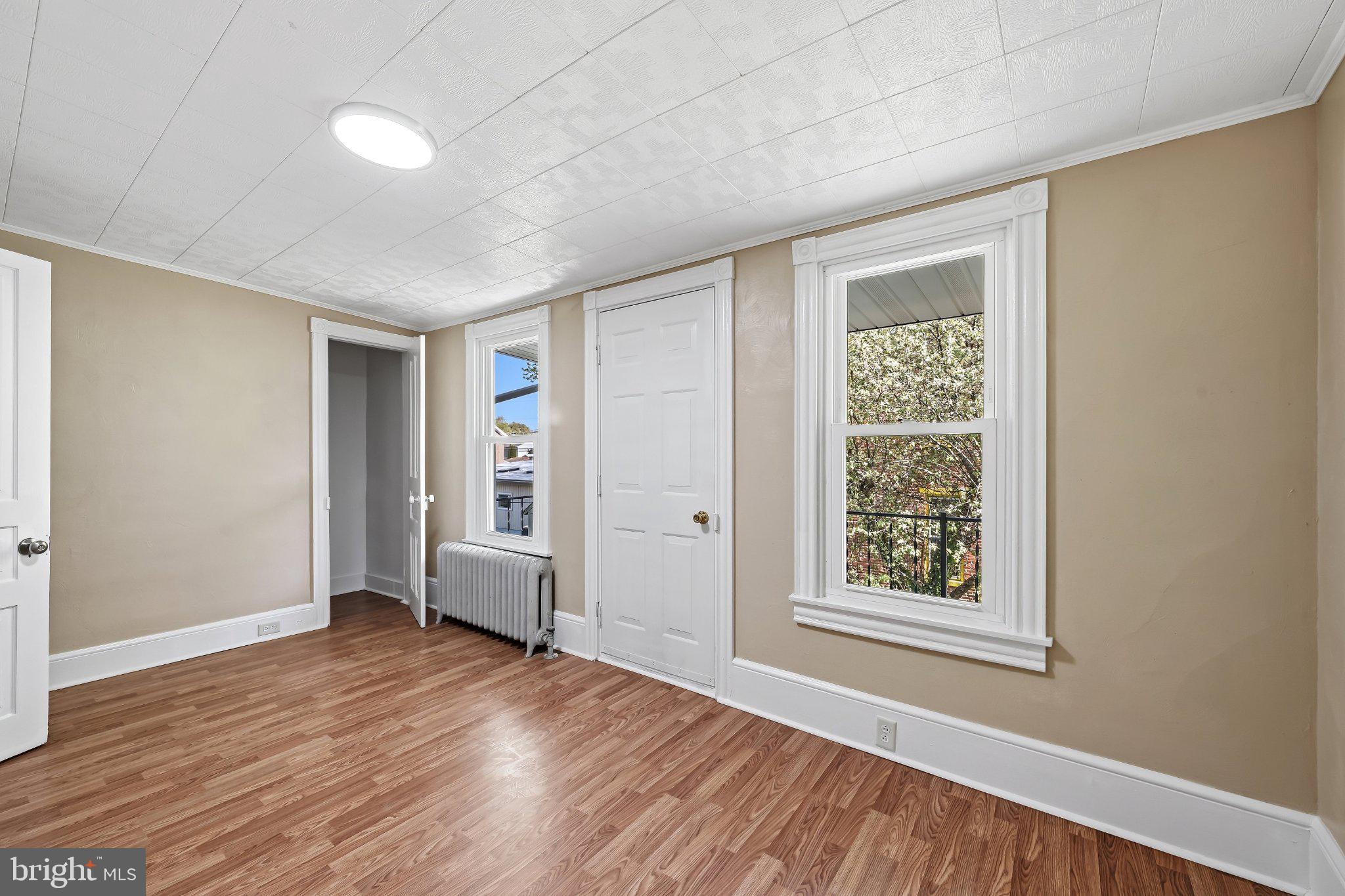 KUTZTOWN - Residential