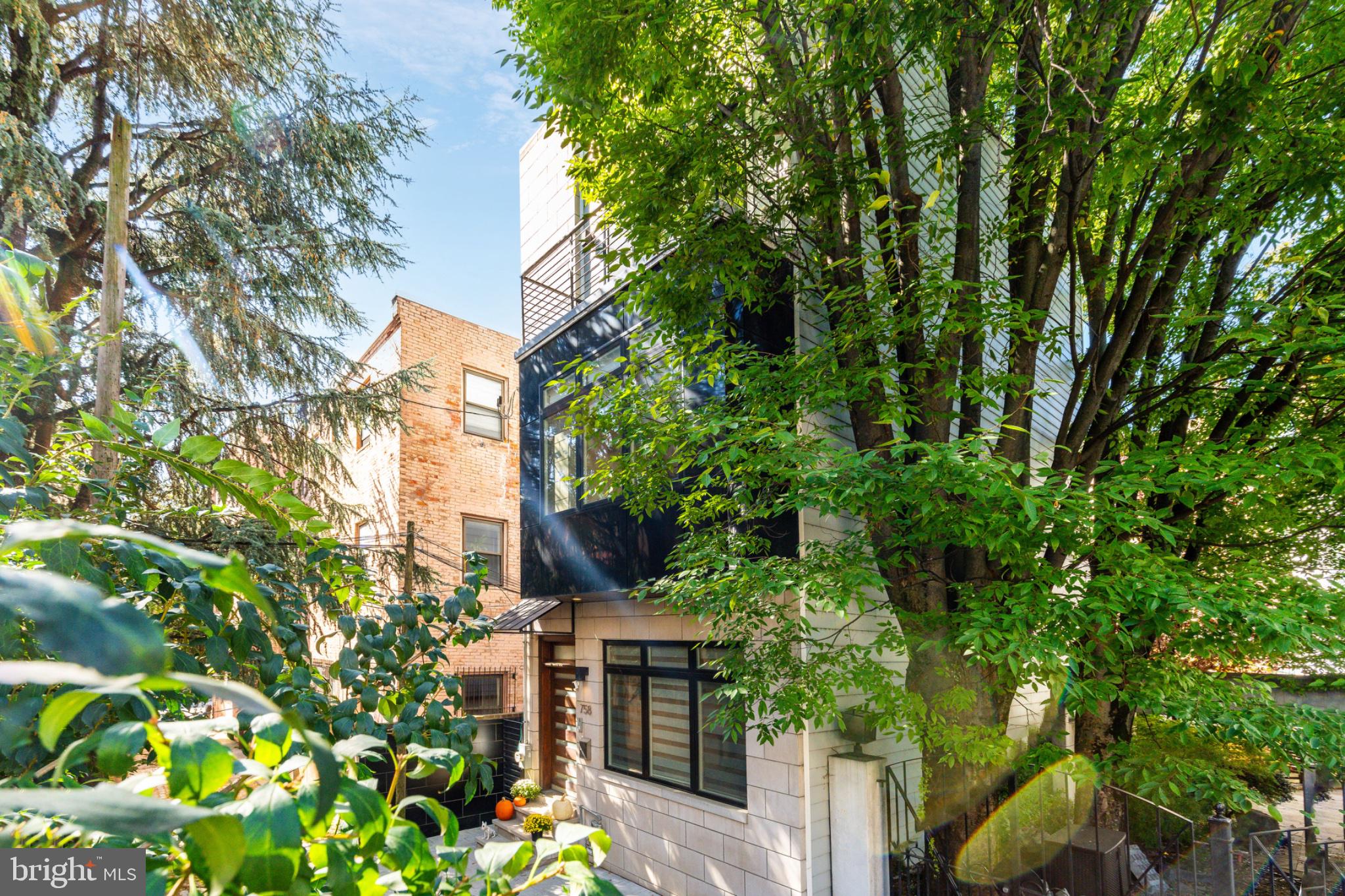 758 S REESE STREET