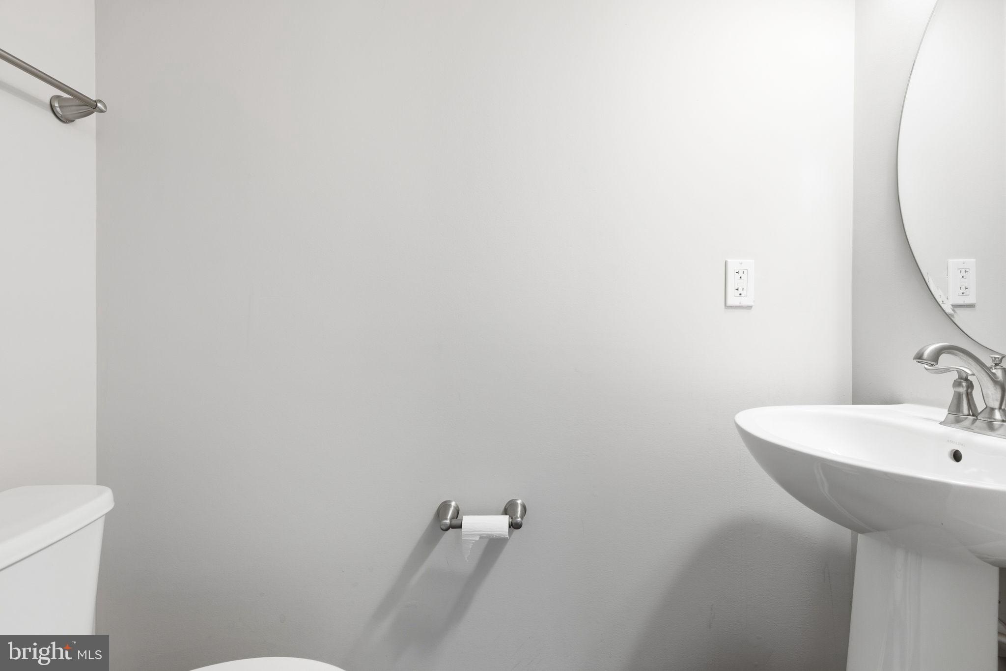 10512 PRESIDENTIAL PARKWAY