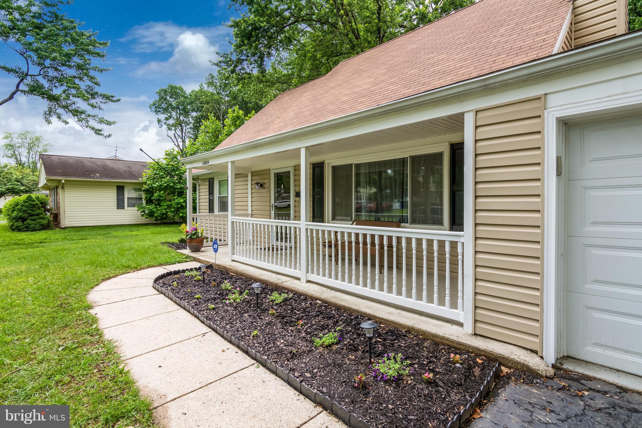 YORKTOWN AT BELAIR - Residential