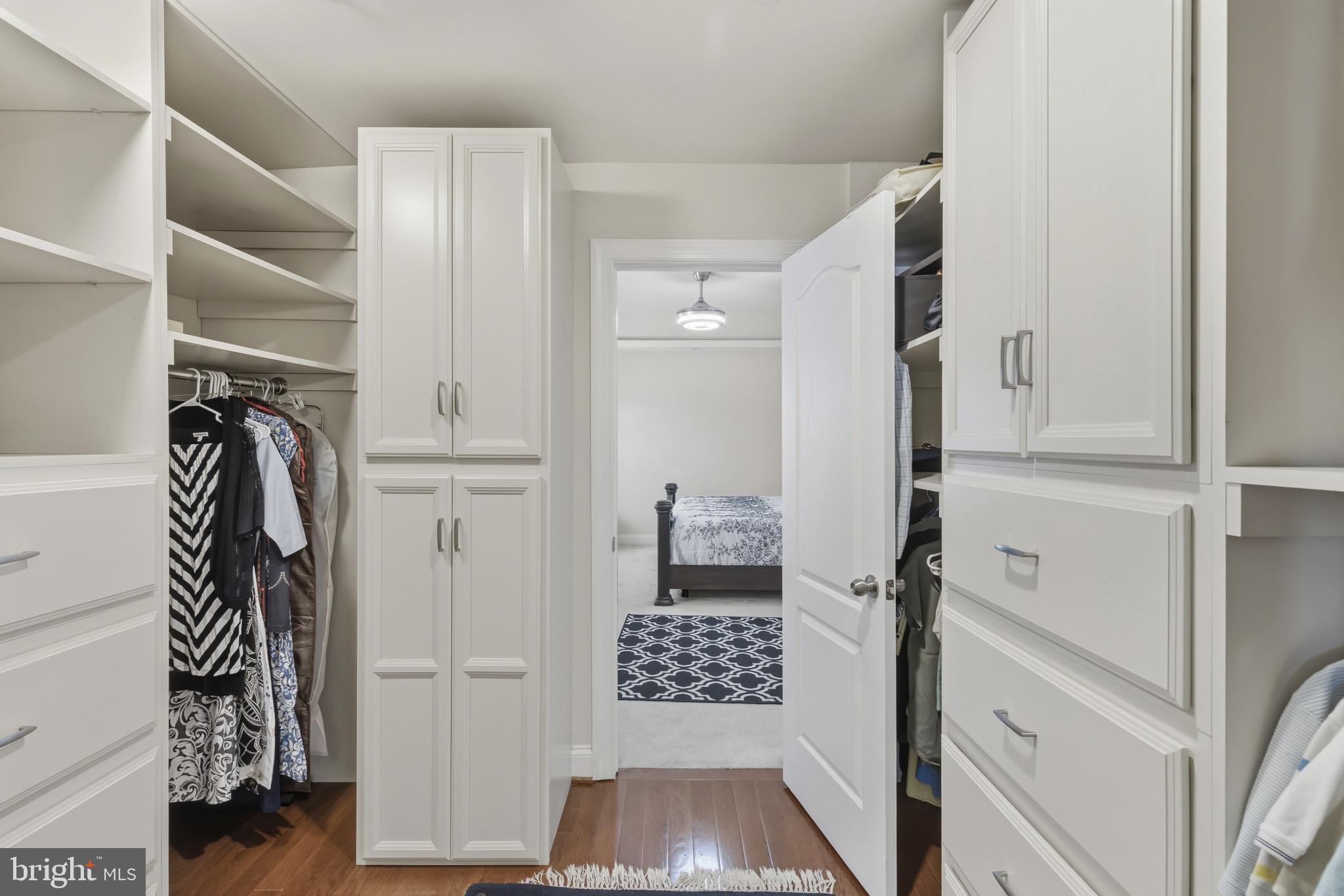 WOODBROOK - Residential