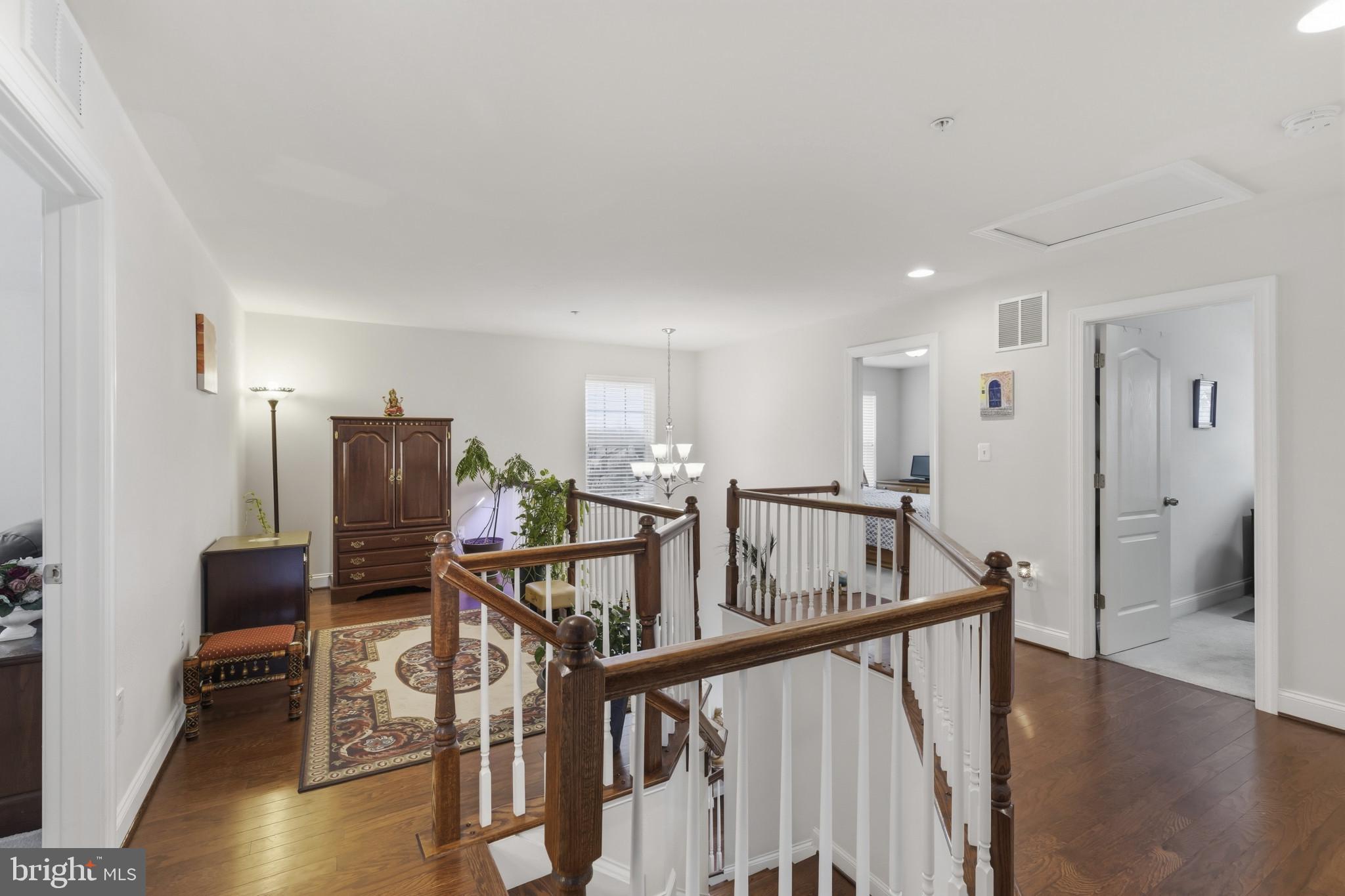 WOODBROOK - Residential