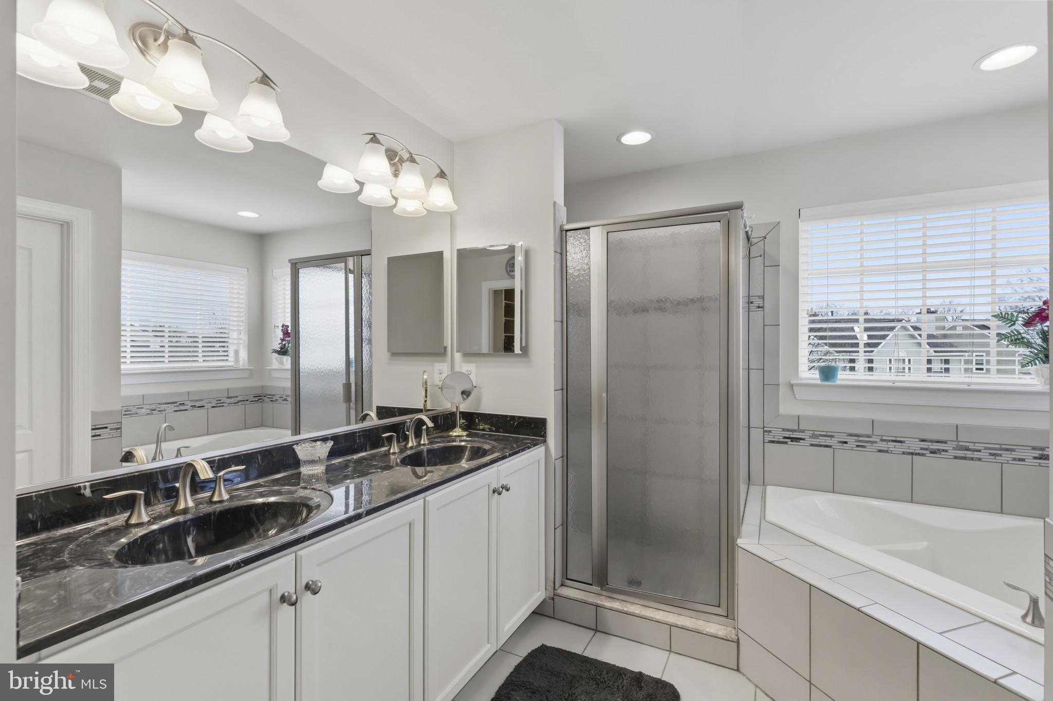 WOODBROOK - Residential