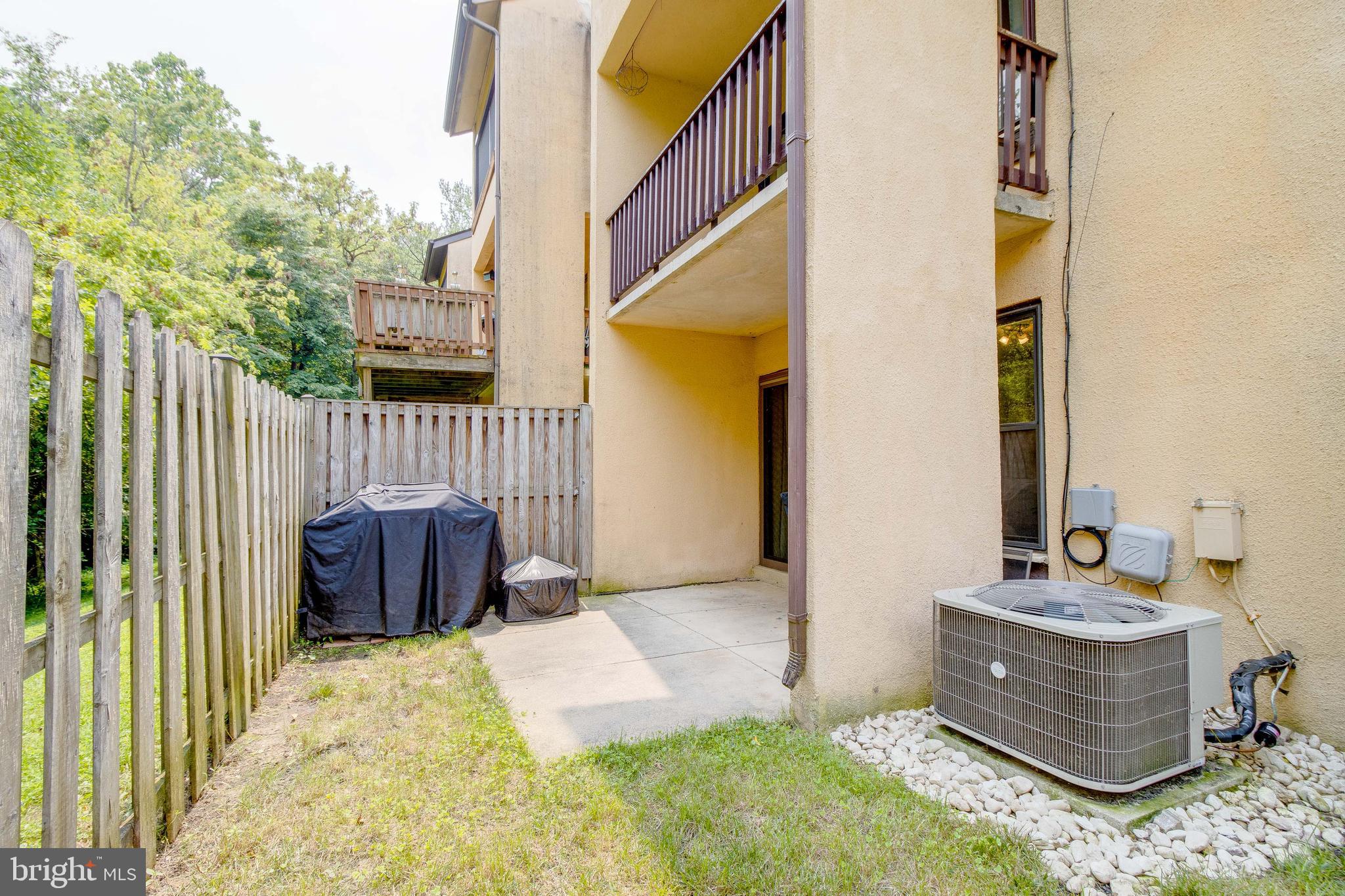 VILLAGE OF OAKLAND MILLS - Residential