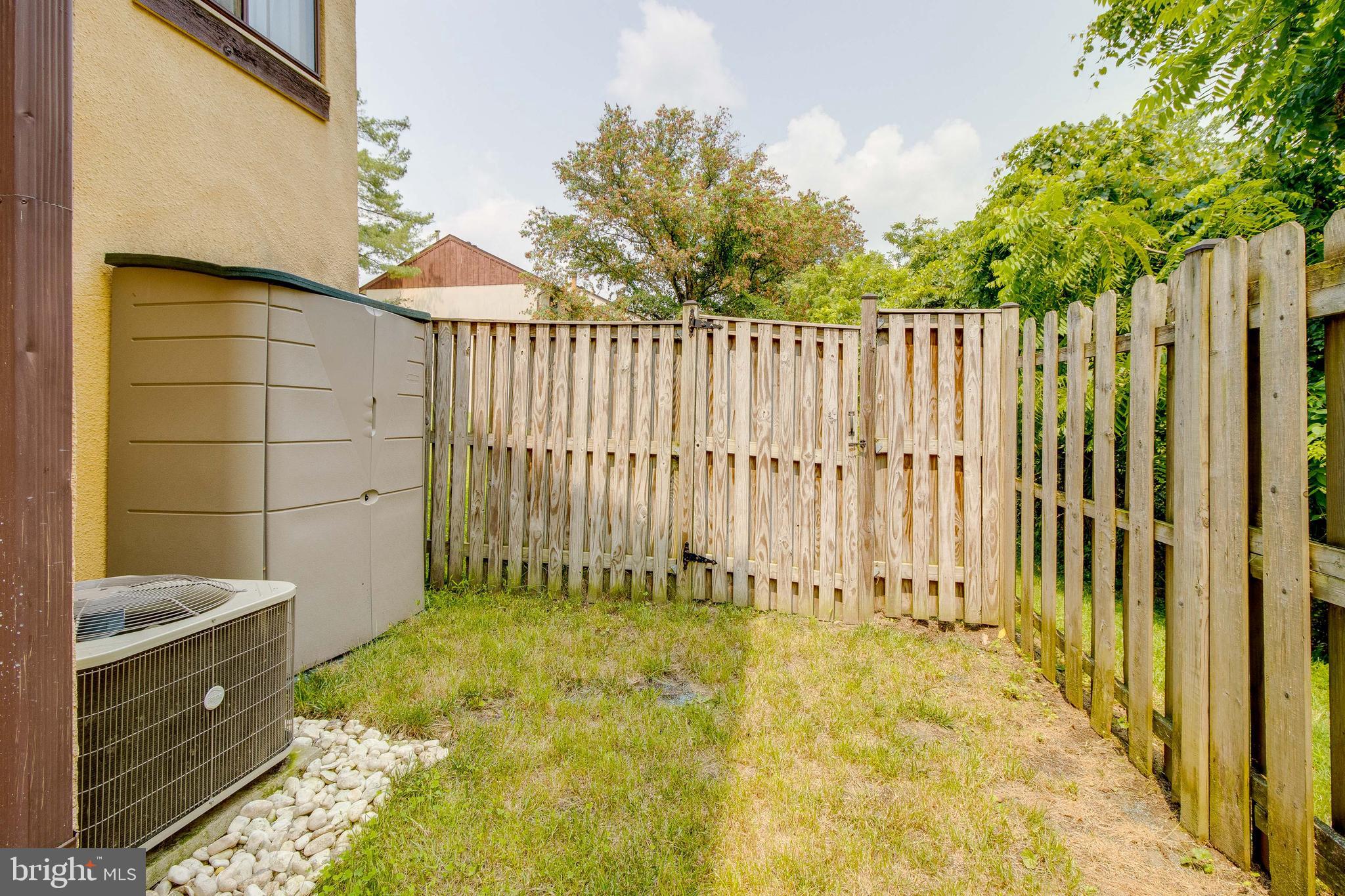 VILLAGE OF OAKLAND MILLS - Residential