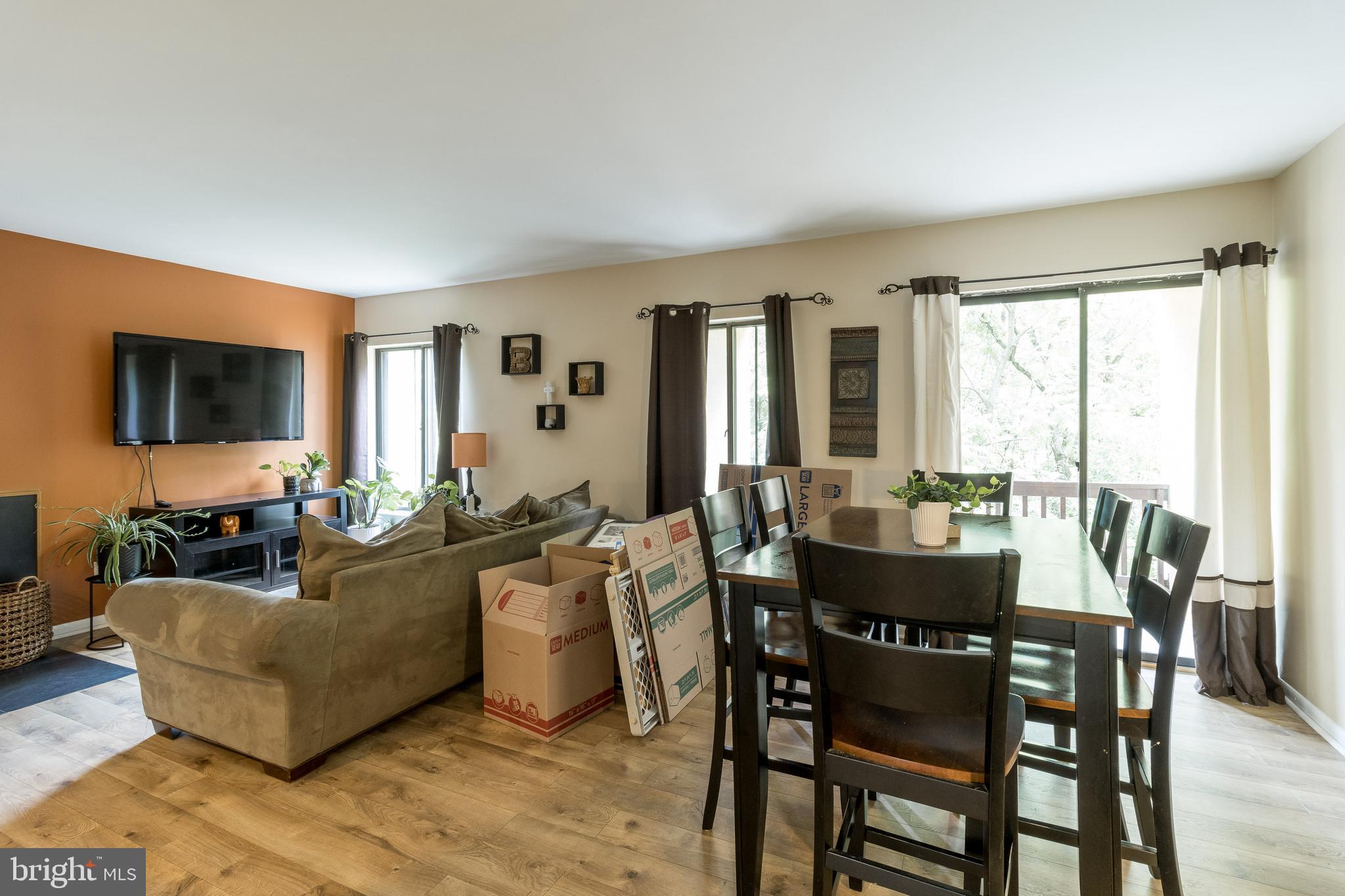 VILLAGE OF OAKLAND MILLS - Residential