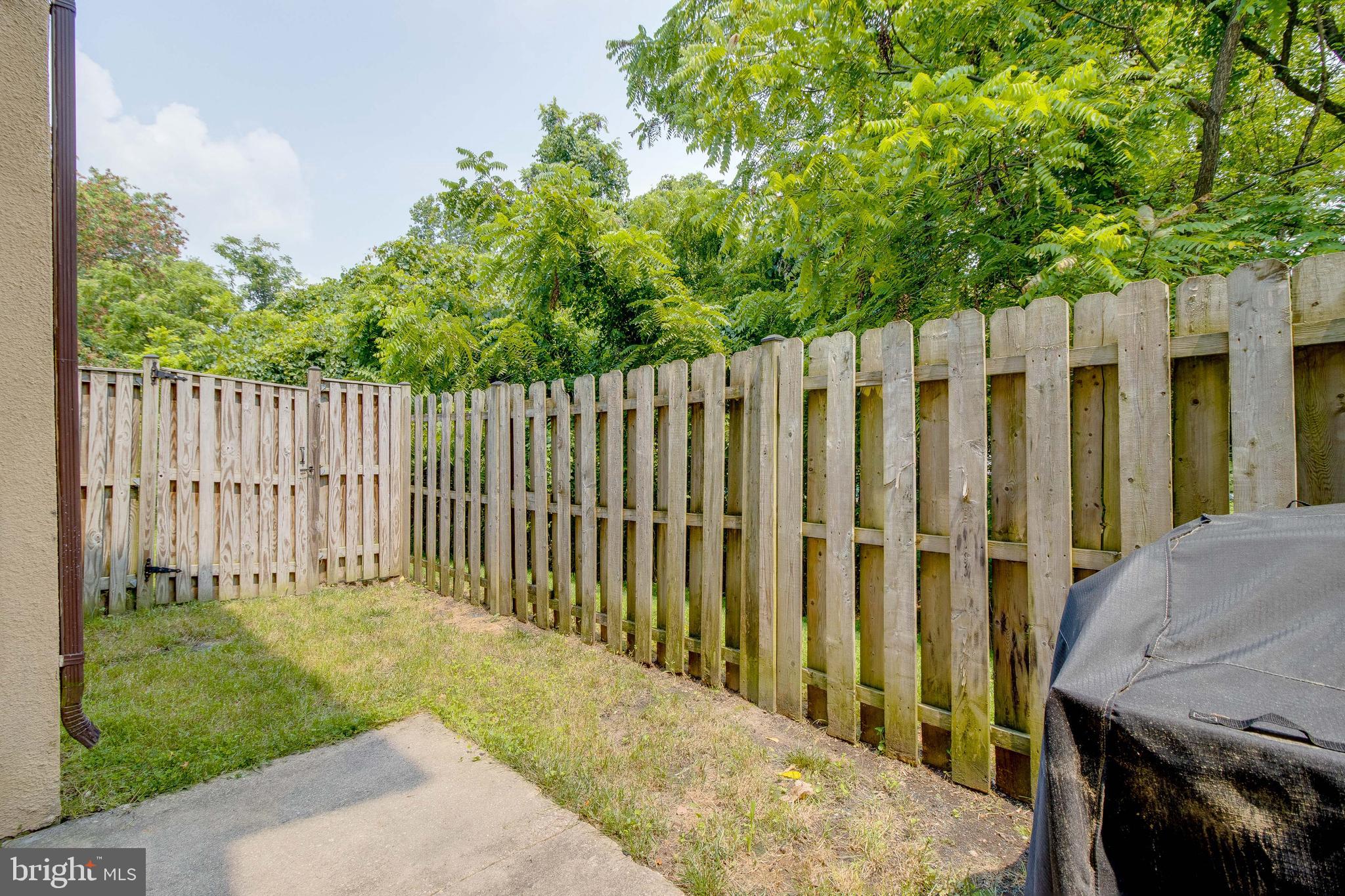 VILLAGE OF OAKLAND MILLS - Residential