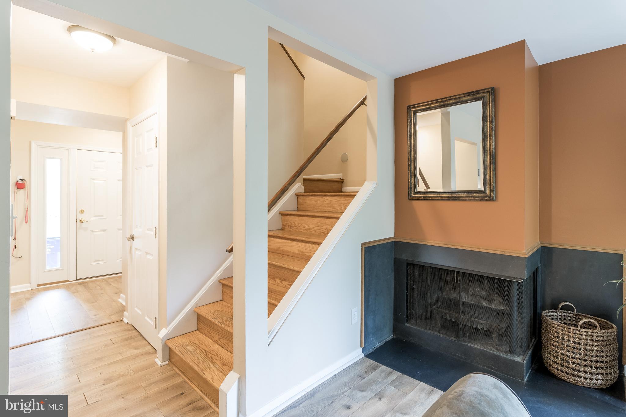 VILLAGE OF OAKLAND MILLS - Residential