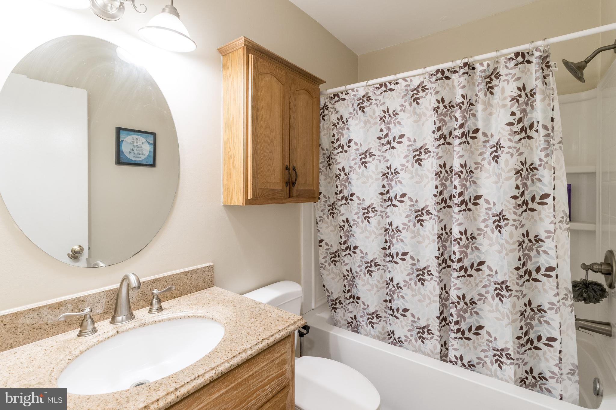 VILLAGE OF OAKLAND MILLS - Residential