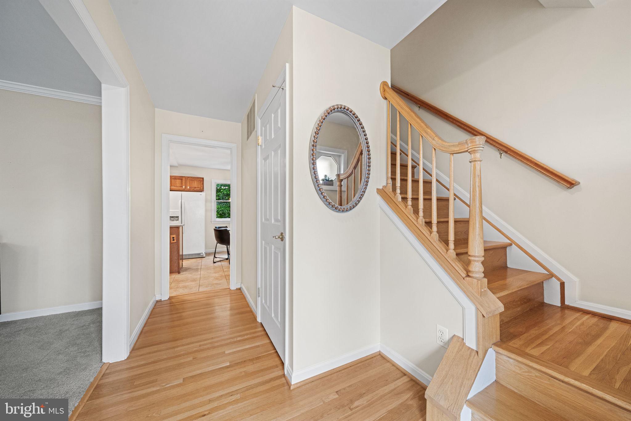 Search Homes 2 8522 FAIRBURN DRIVE