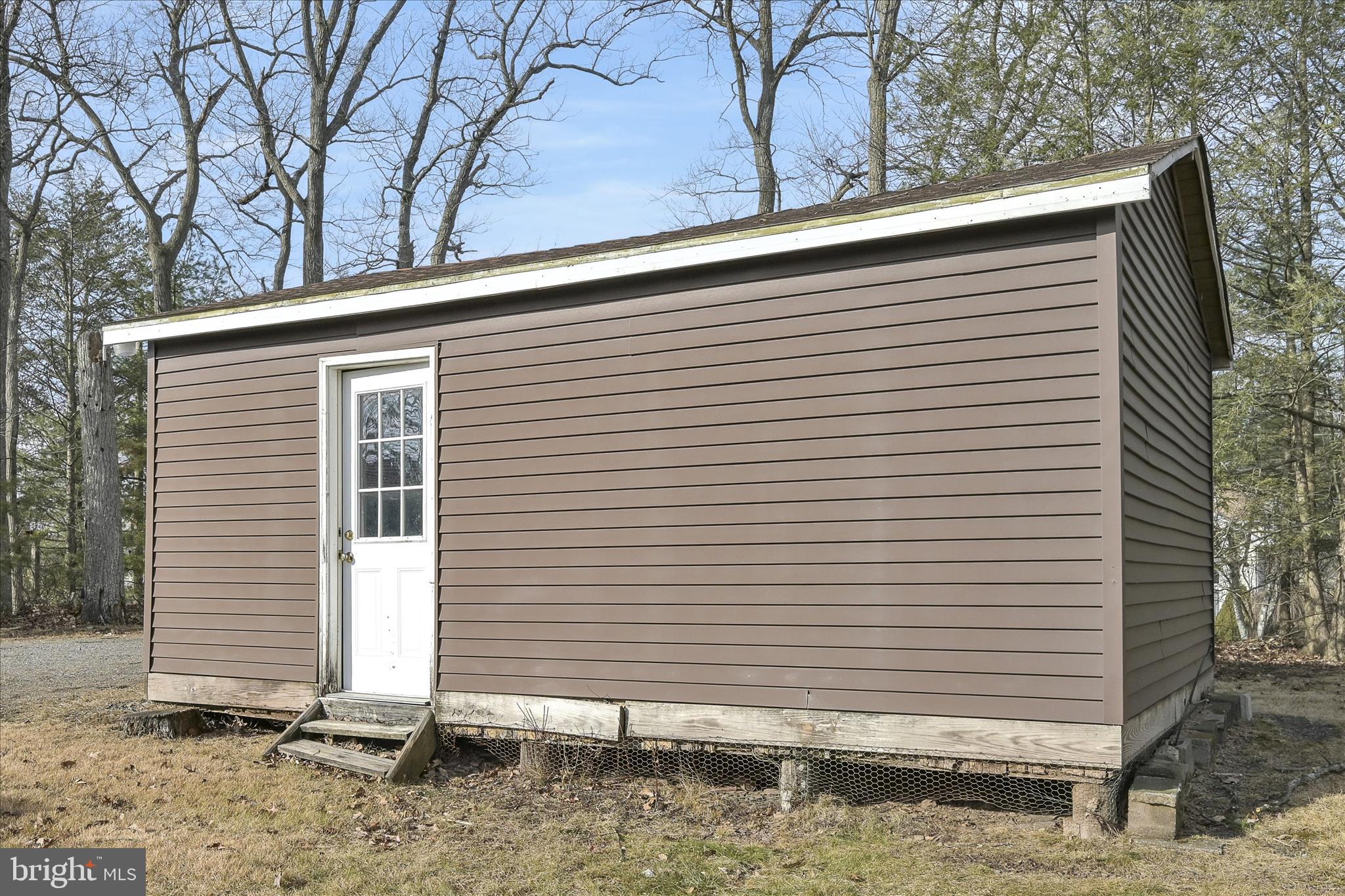 LAKE WYNONAH - Residential