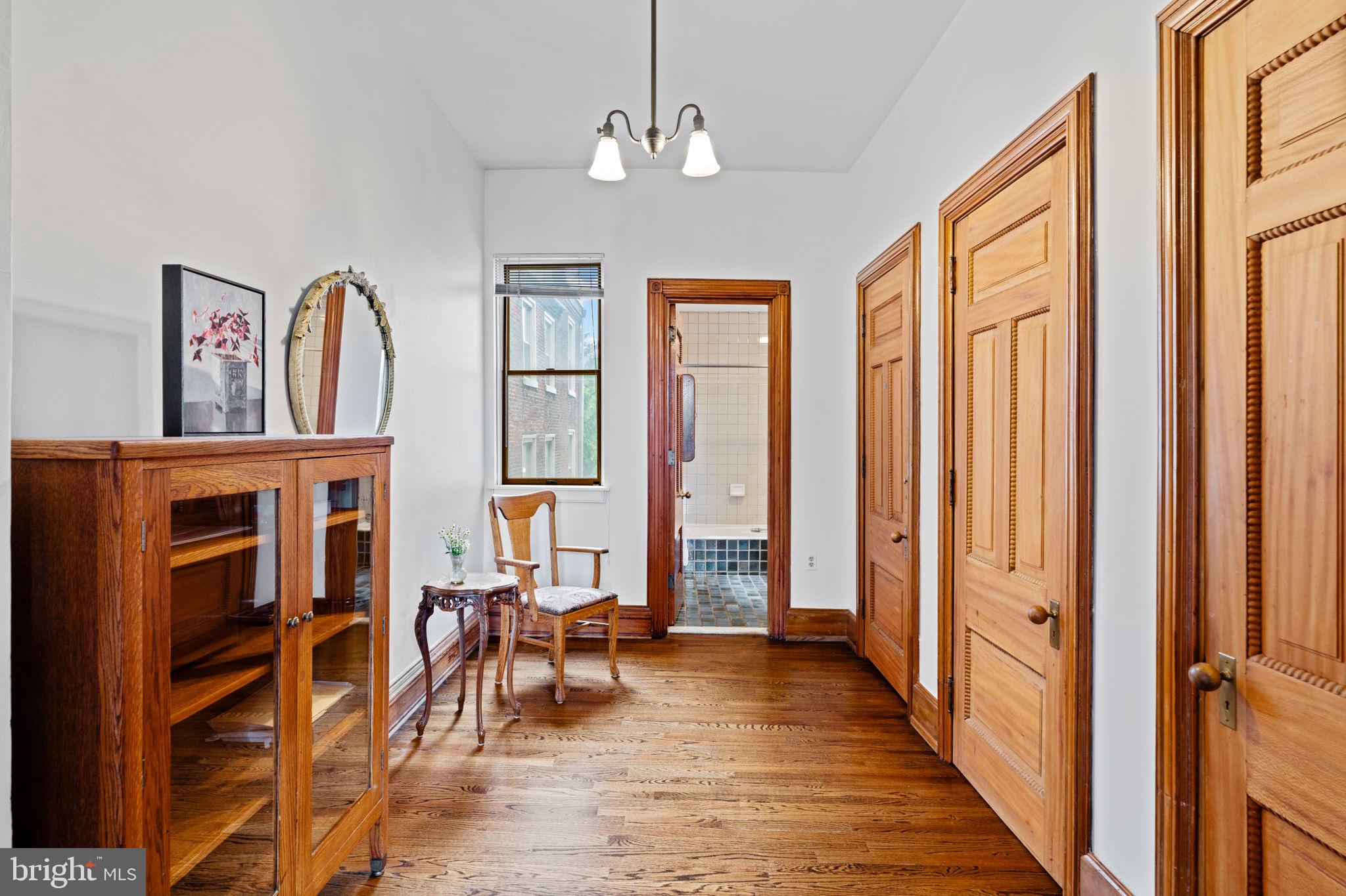 FAIRMOUNT - Residential