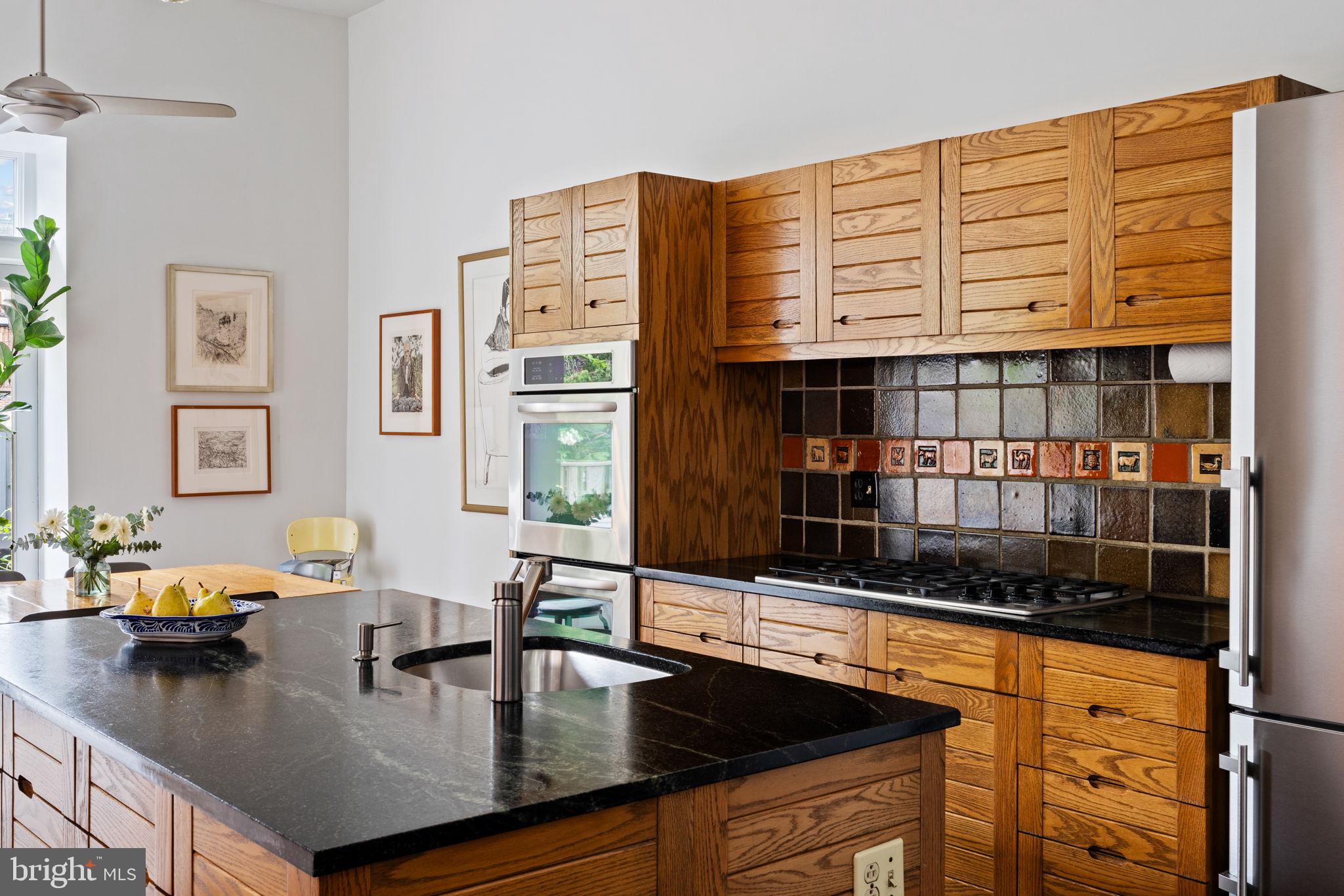 FAIRMOUNT - Residential