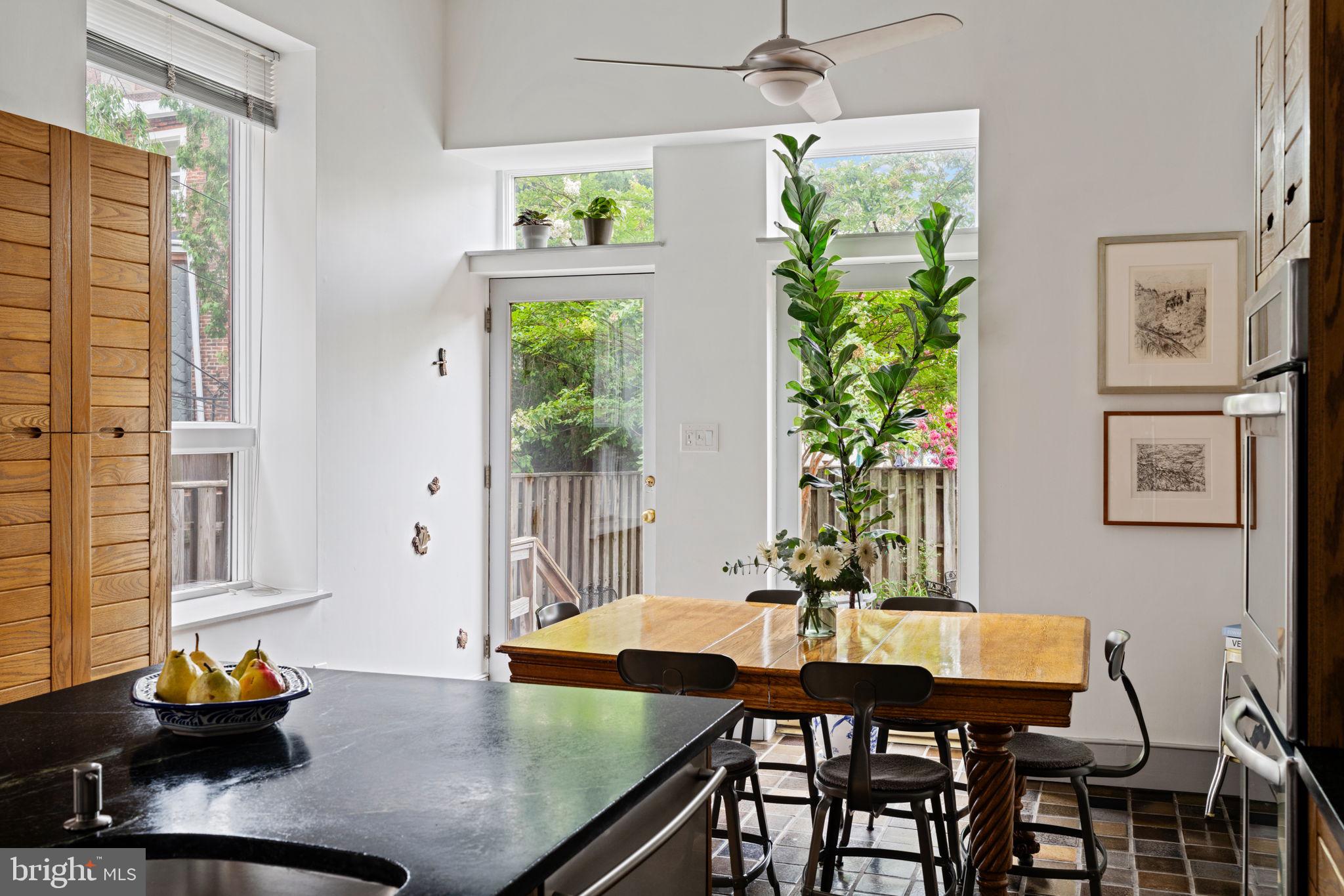 FAIRMOUNT - Residential