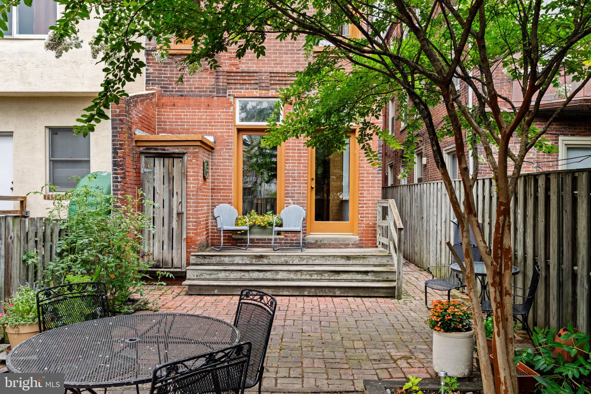 FAIRMOUNT - Residential