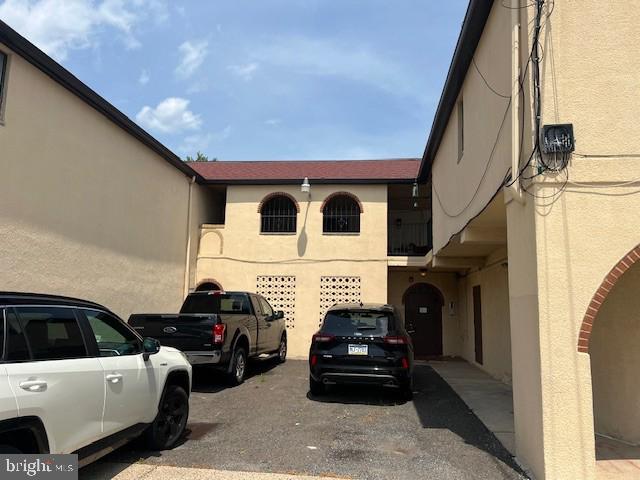 MAYFAIR - Residential Lease