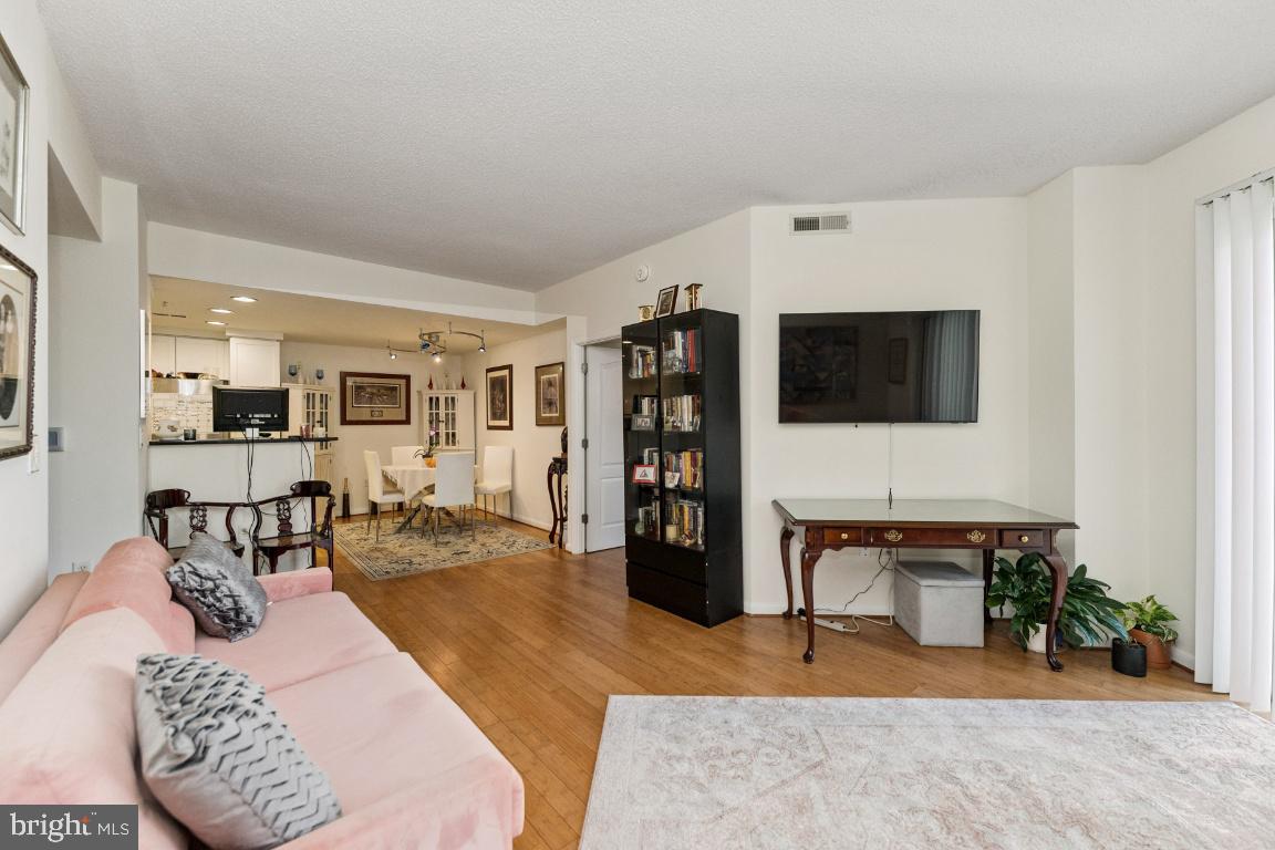 1111 11TH STREET NW 408