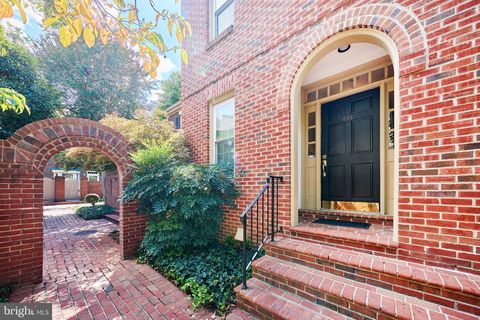 651 S COLUMBUS STREET ALEXANDRIA VA 22314