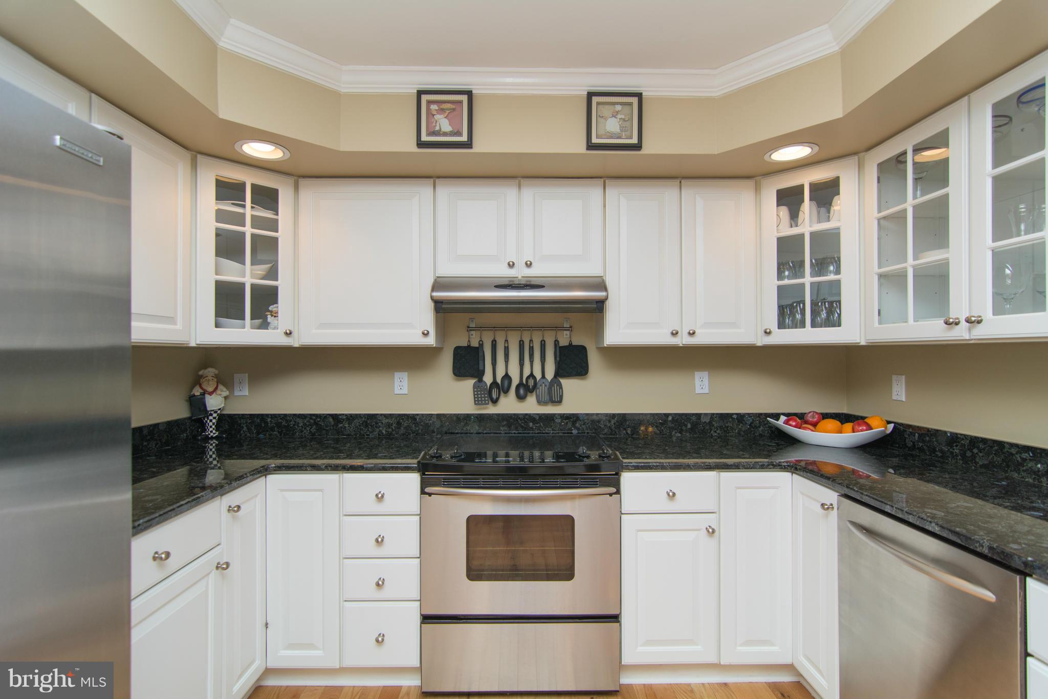 BAY MEADOWS - Residential