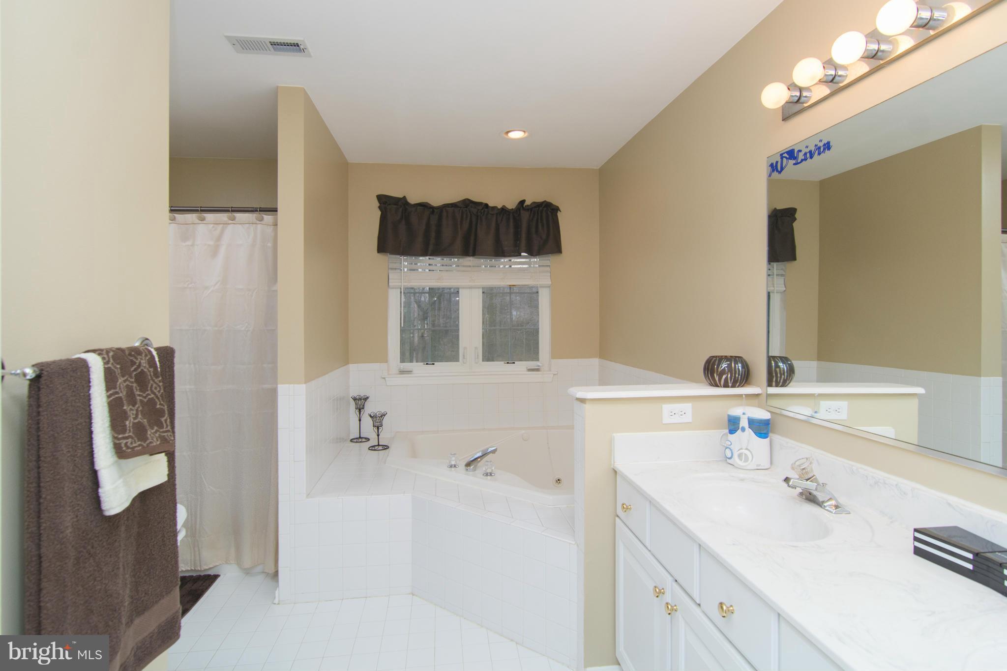 BAY MEADOWS - Residential