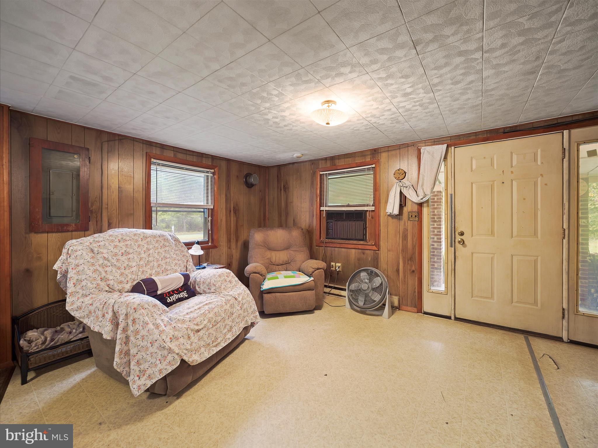 HEDGESVILLE - Residential