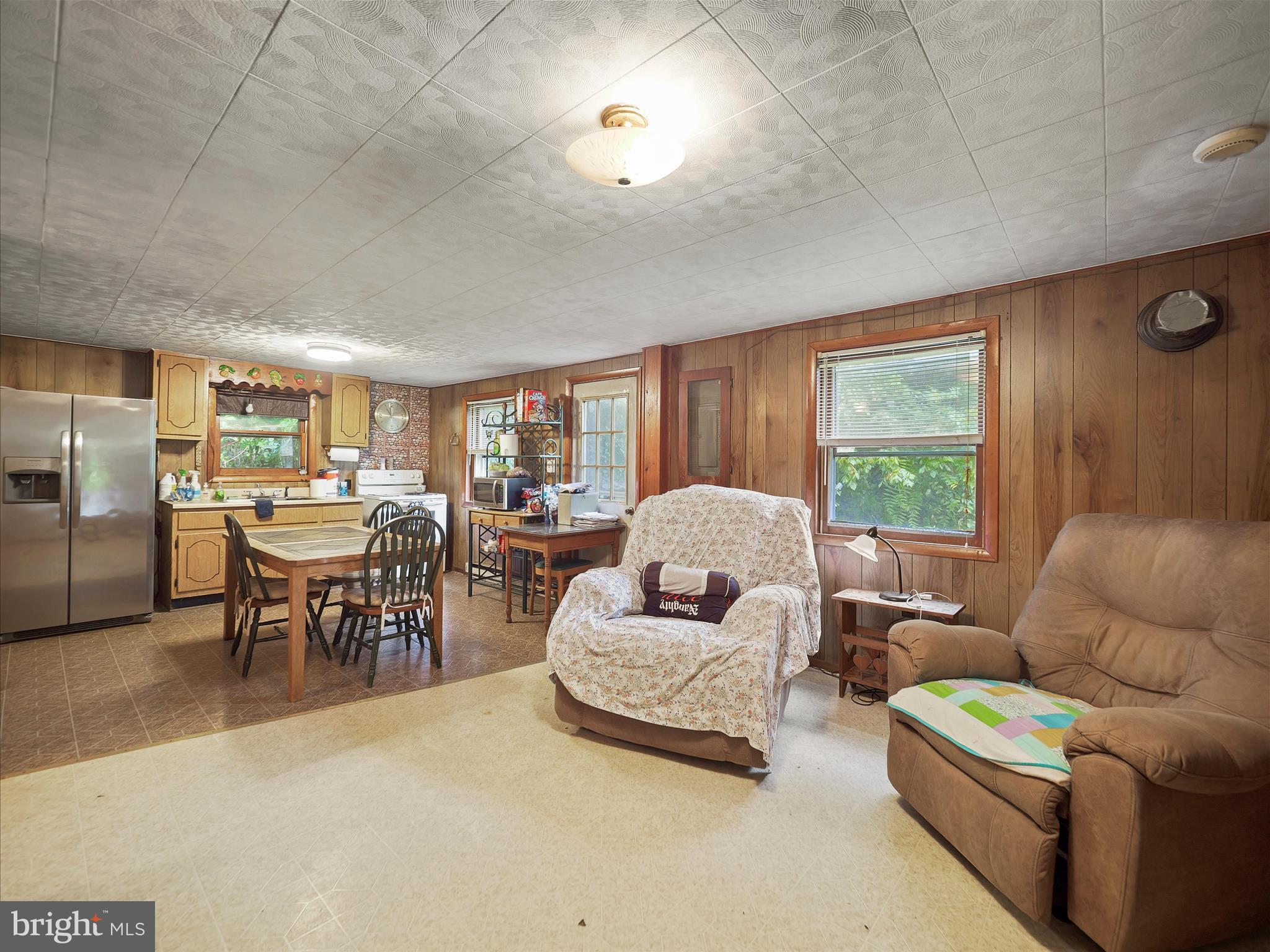 HEDGESVILLE - Residential