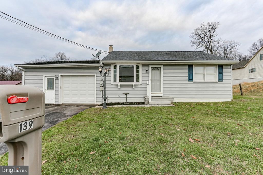 Photo of 139 W Ridge Road, Elizabethtown, PA 17022 (MLS # PALA2042686)