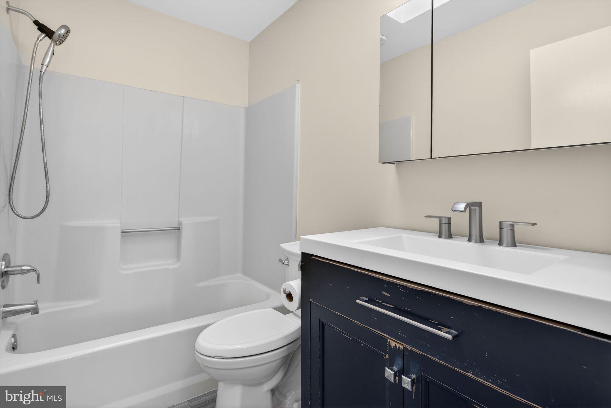 HEMPFIELD AREA - Residential