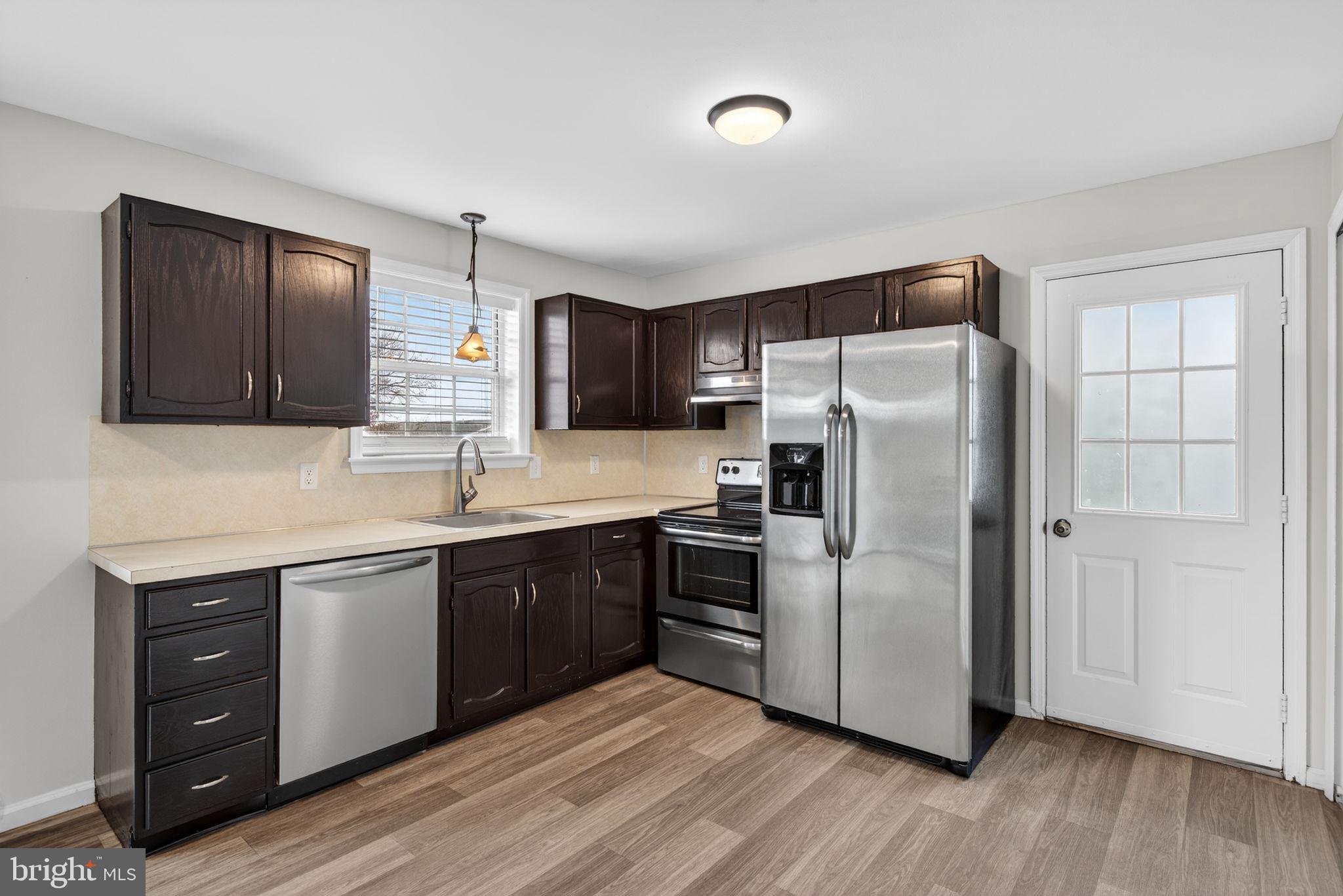 HEMPFIELD AREA - Residential