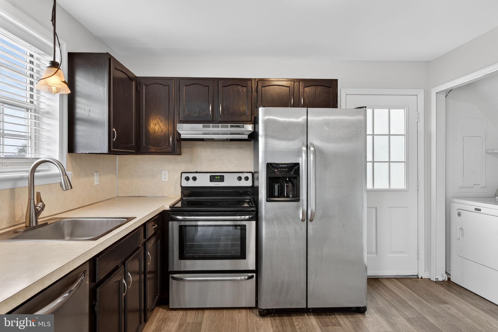 HEMPFIELD AREA - Residential