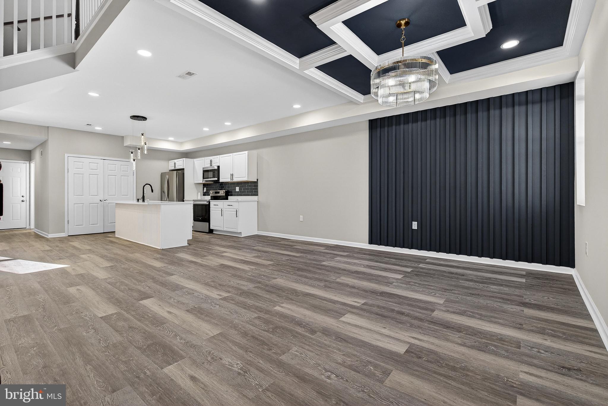 DORCHESTER - Residential