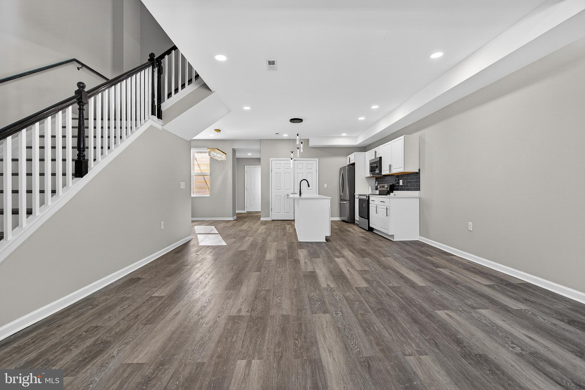 DORCHESTER - Residential