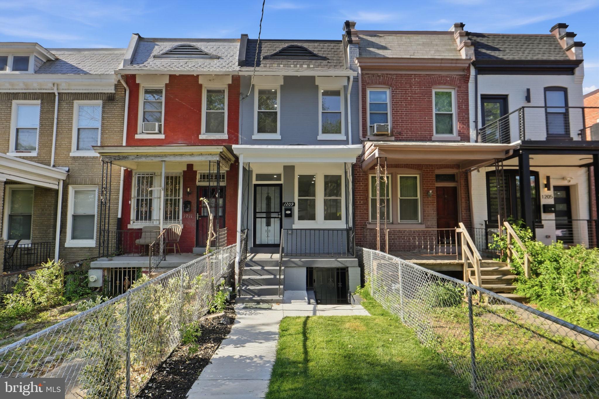 1209 SHEPHERD STREET NW