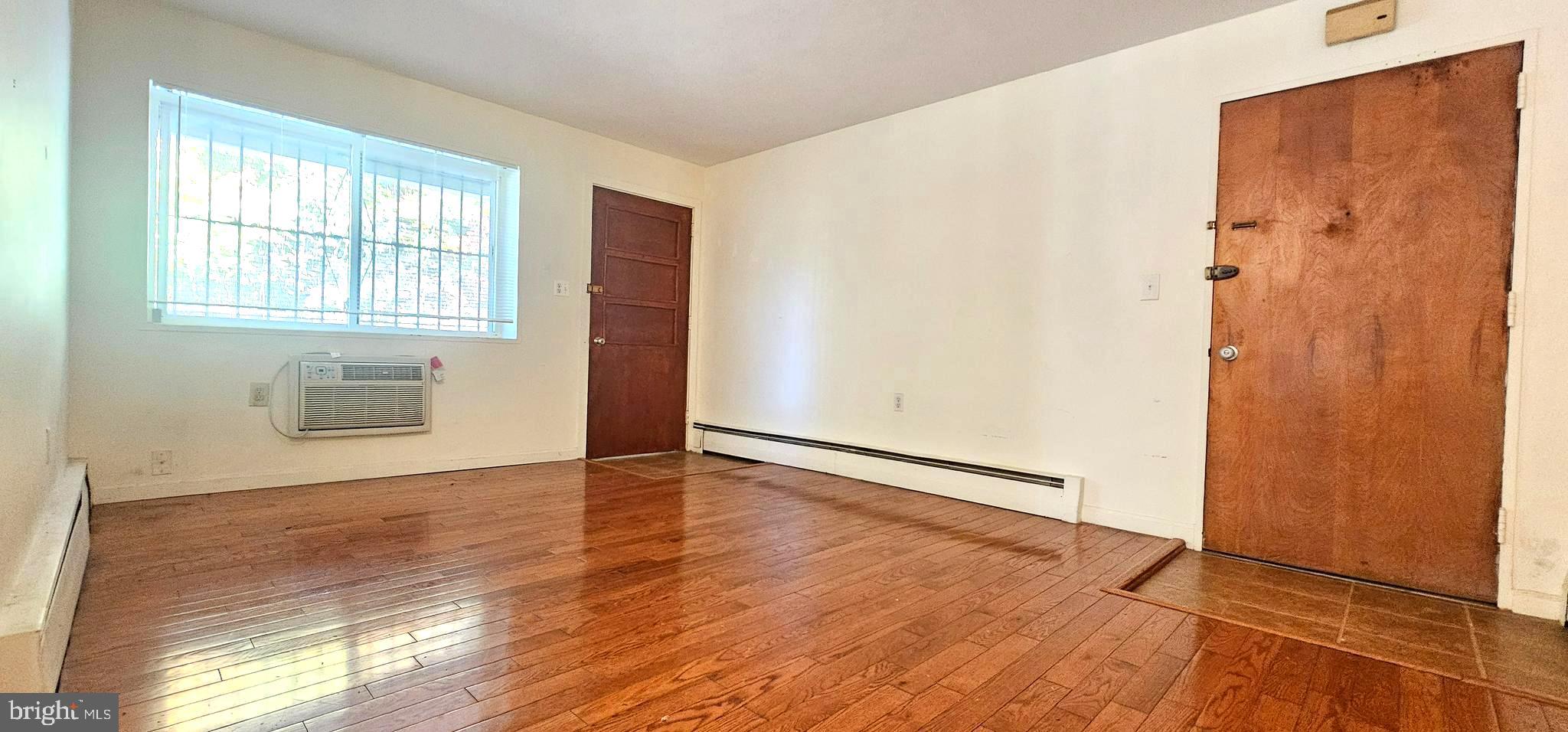 TAKOMA PARK - Residential