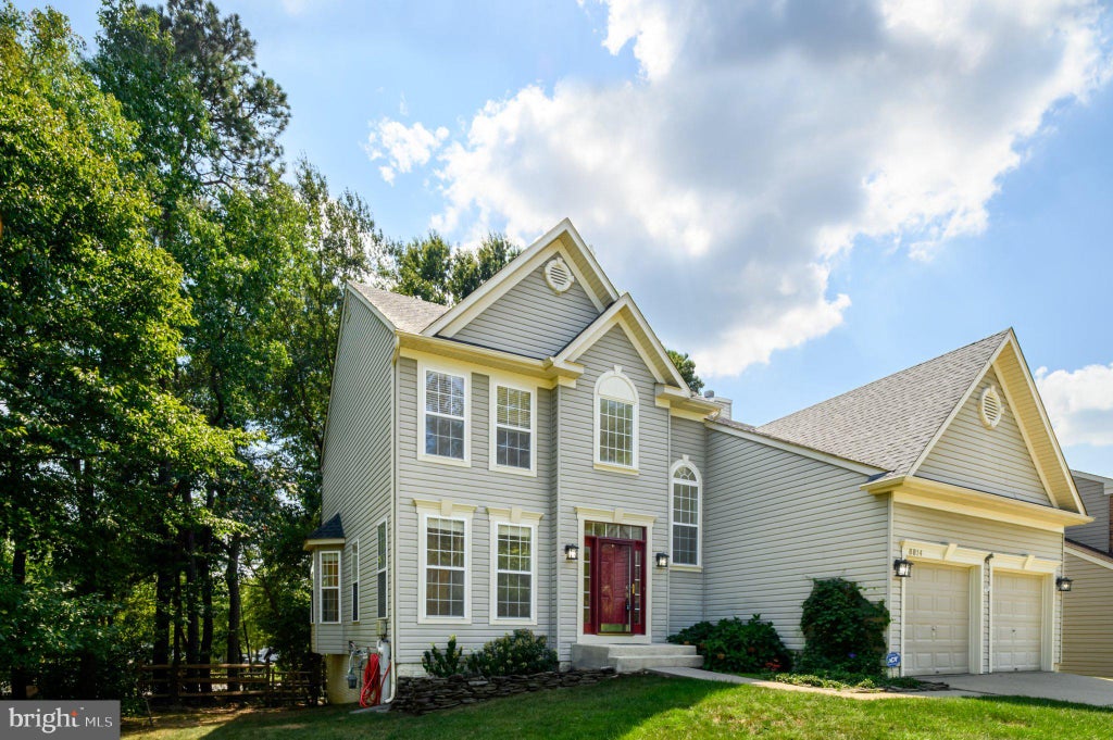 Photo of 8814 Country Oak Drive, ODENTON, MD 21113 (MLS # MDAA2156114)