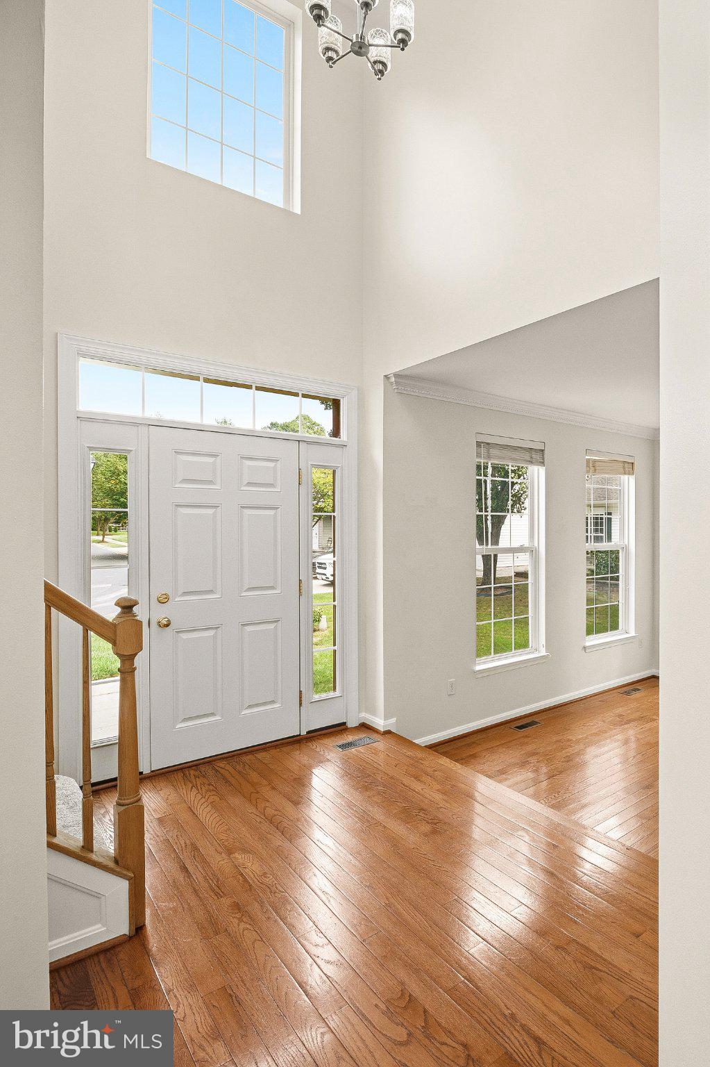 8814 COUNTRY OAK DRIVE