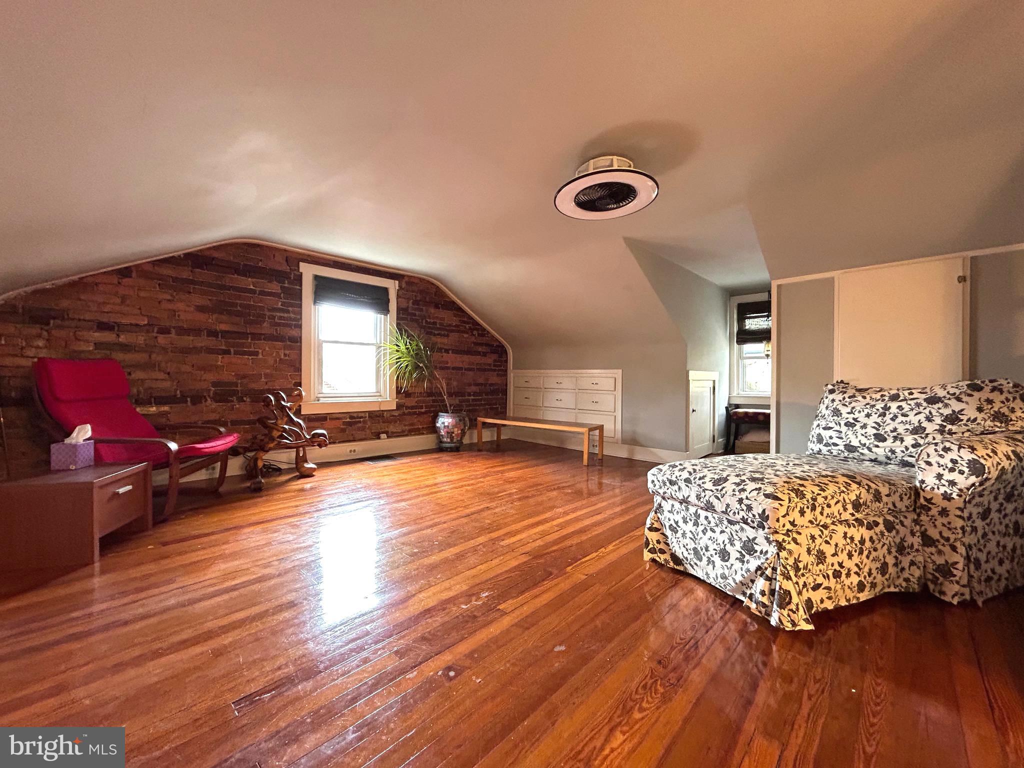 WEST READING - Residential