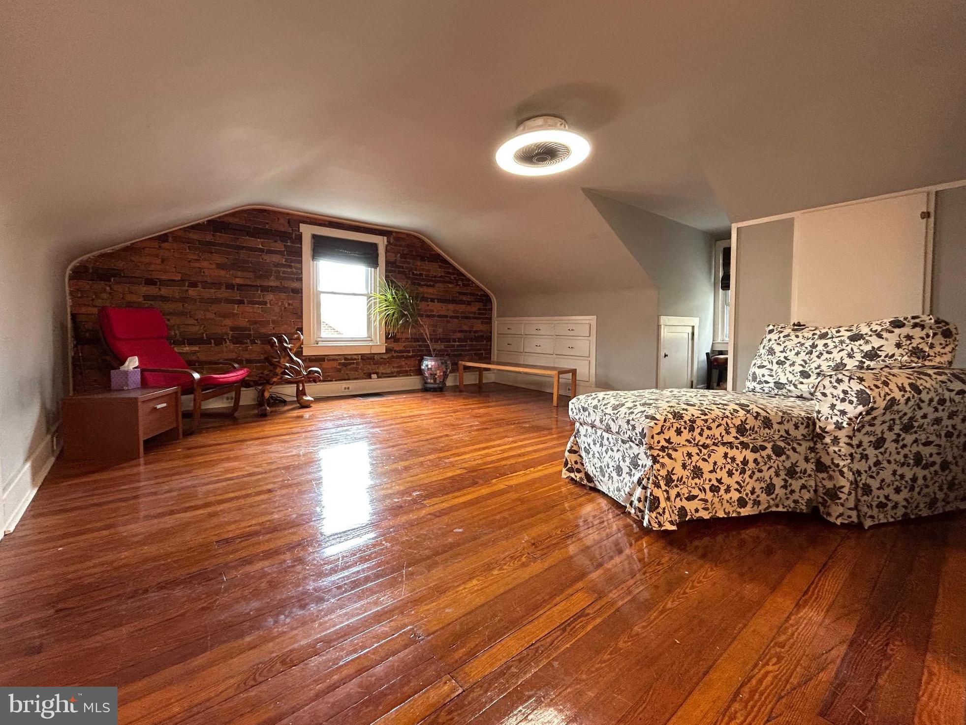 WEST READING - Residential