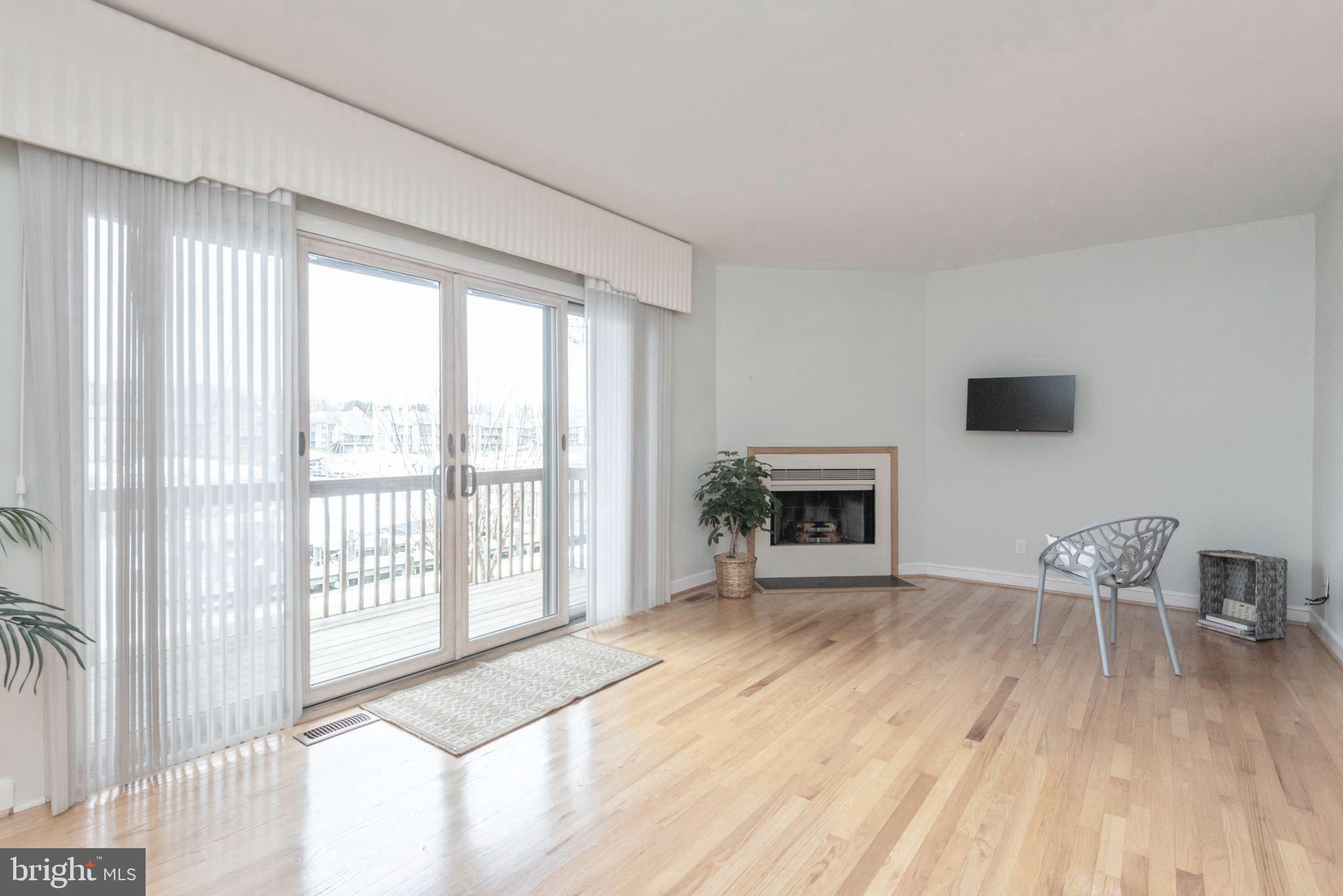 VILLAGE OF CHESAPEAKE HARBOUR - Residential