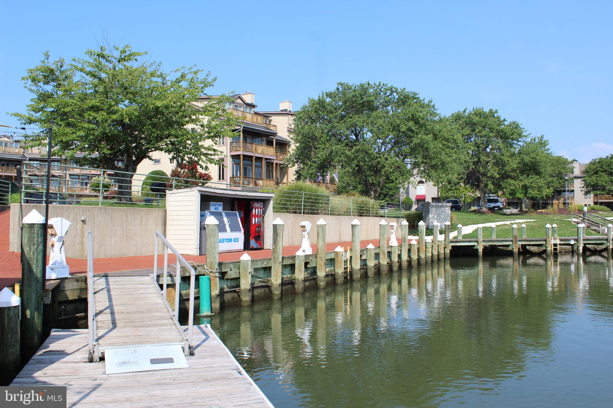 VILLAGE OF CHESAPEAKE HARBOUR - Residential
